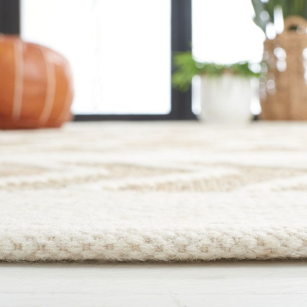 Natural / Ivory