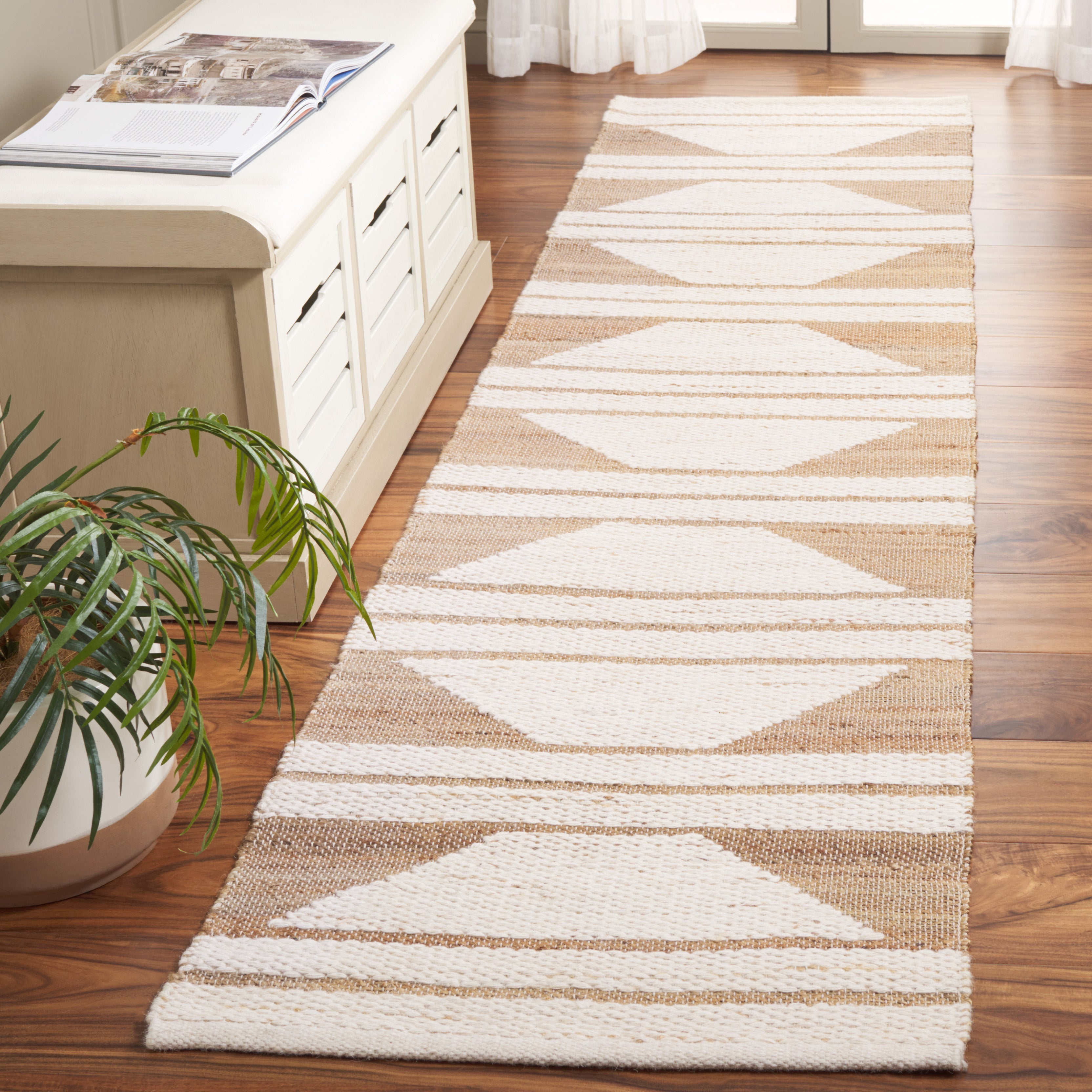 Natural / Ivory
