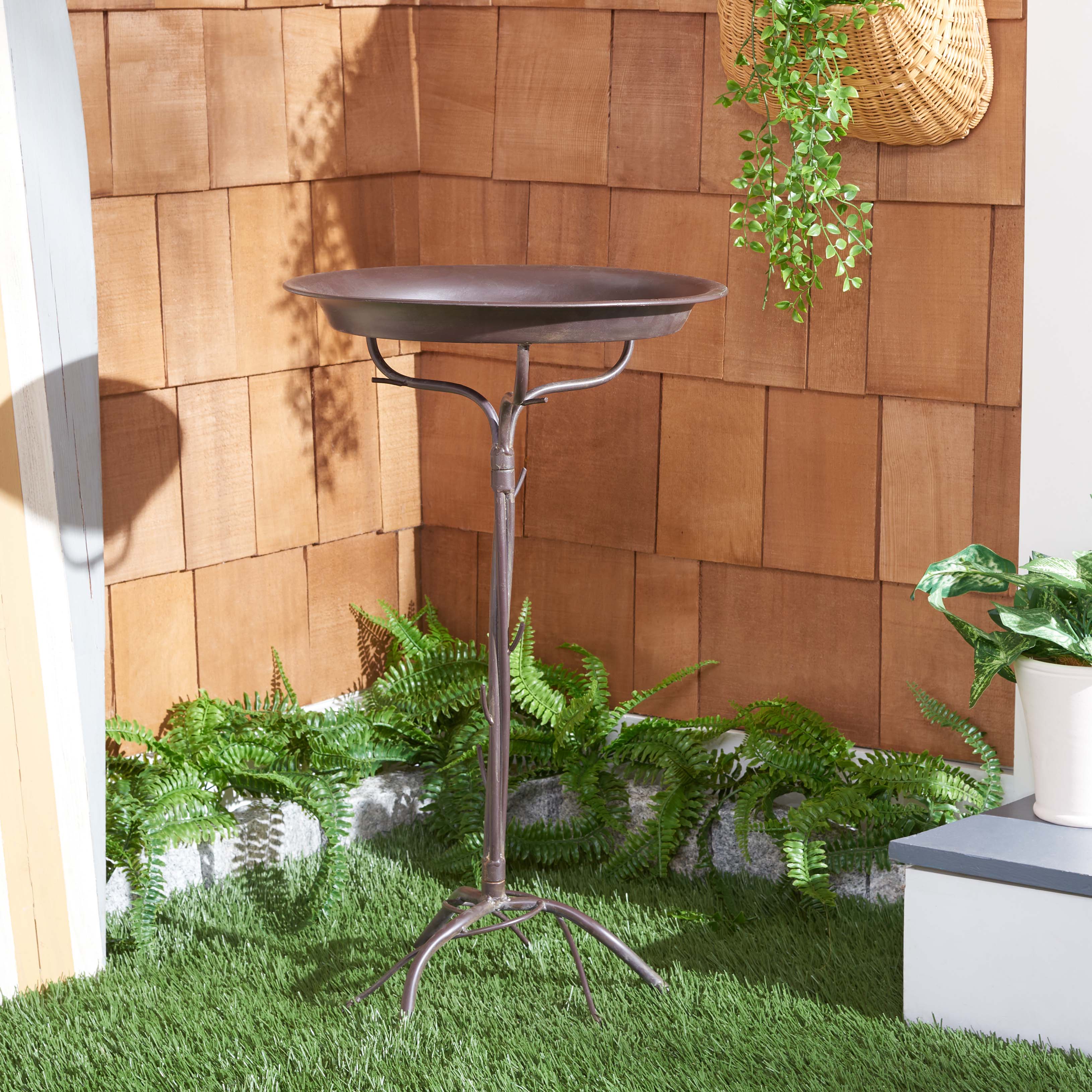 Nigel Bird Bath | Safavieh - PAT5032 - Rustic Brown