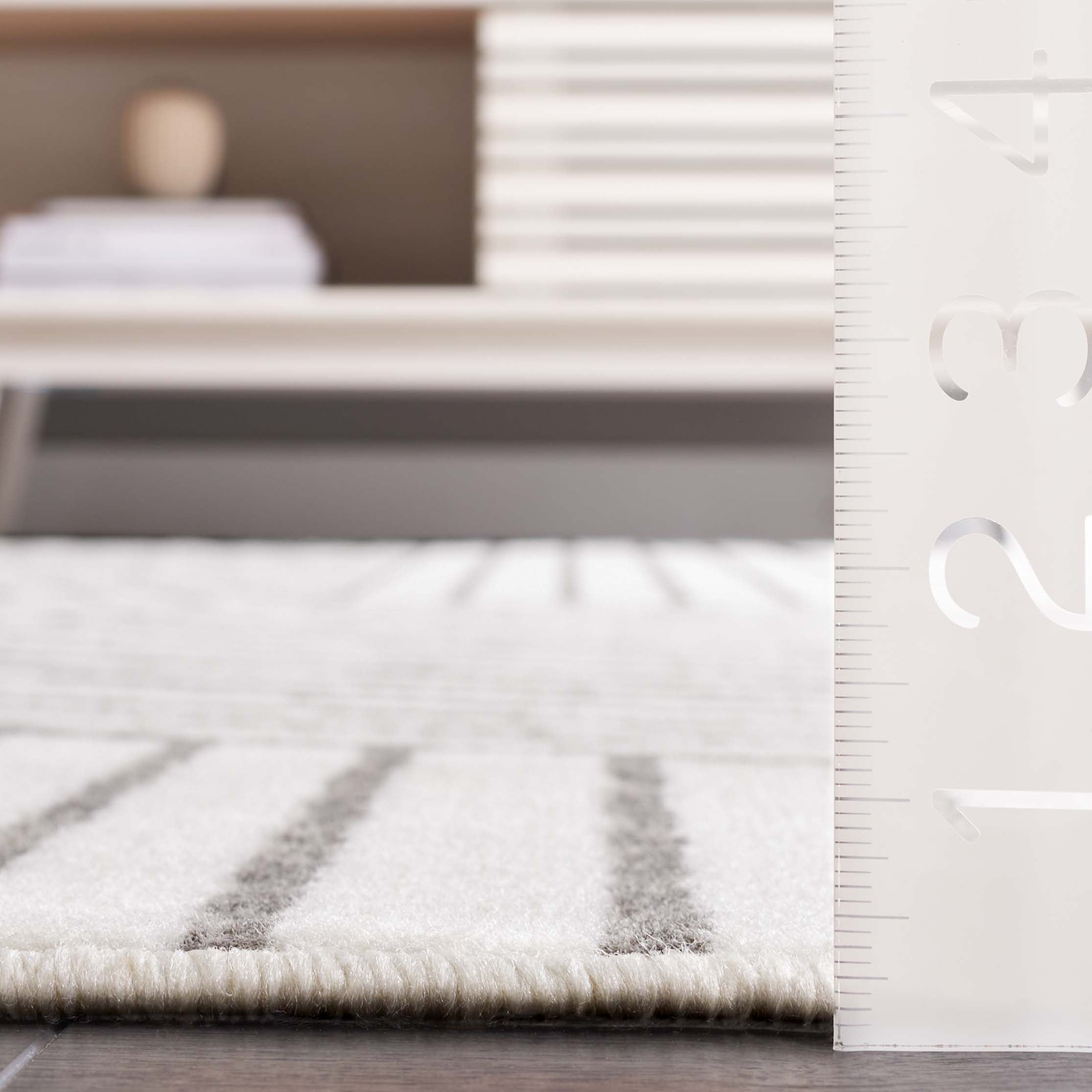 Ivory / Grey