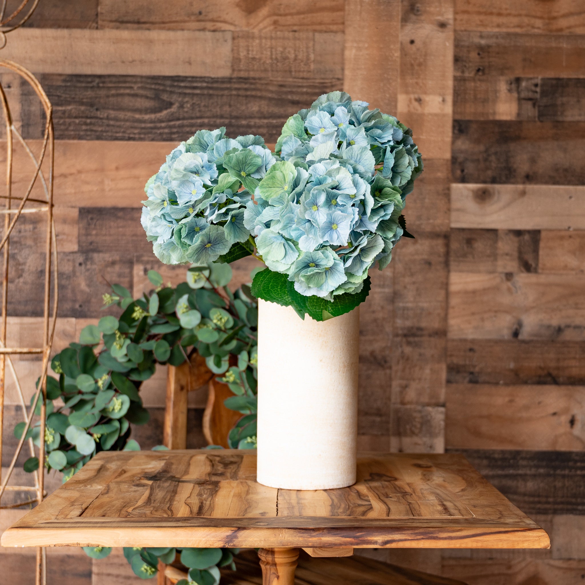 Box of 12 Green Mist REAL TOUCH HYDRANGEA