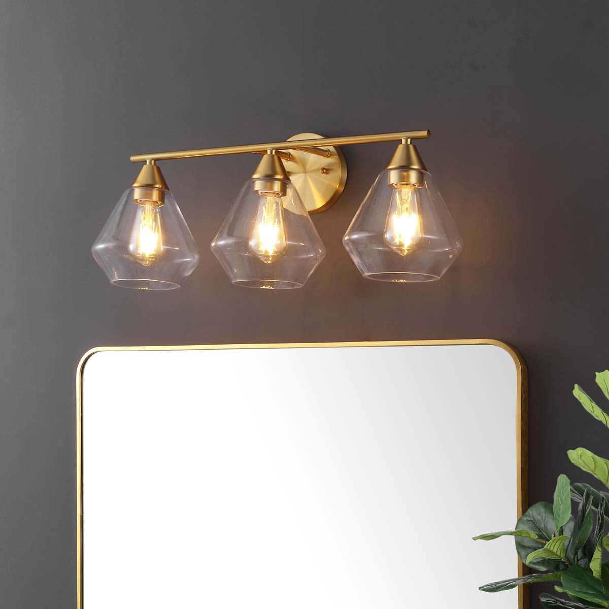 Safavieh Amani Wall Sconce , SCN4134 - Brass / Clear