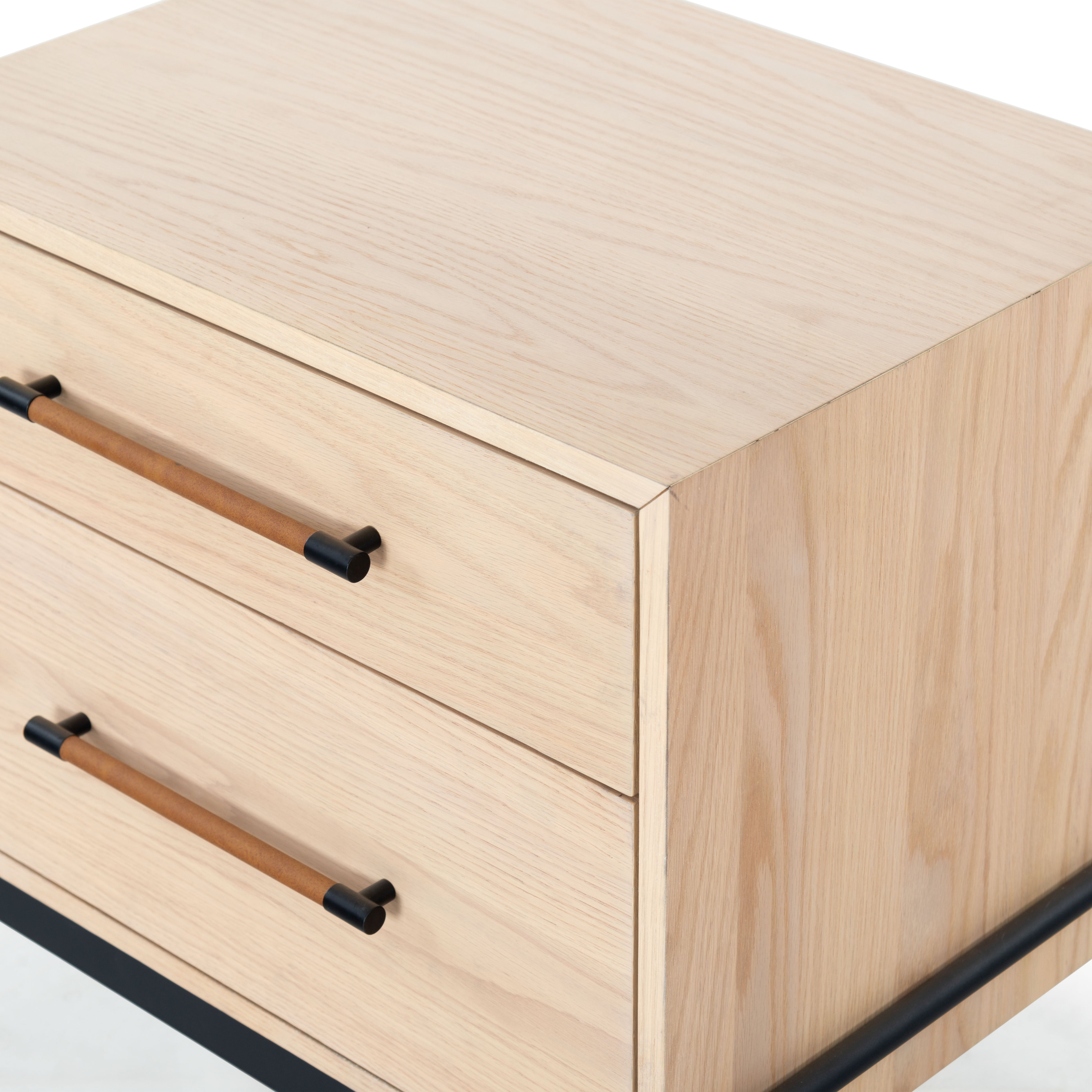 OAK / BLACK