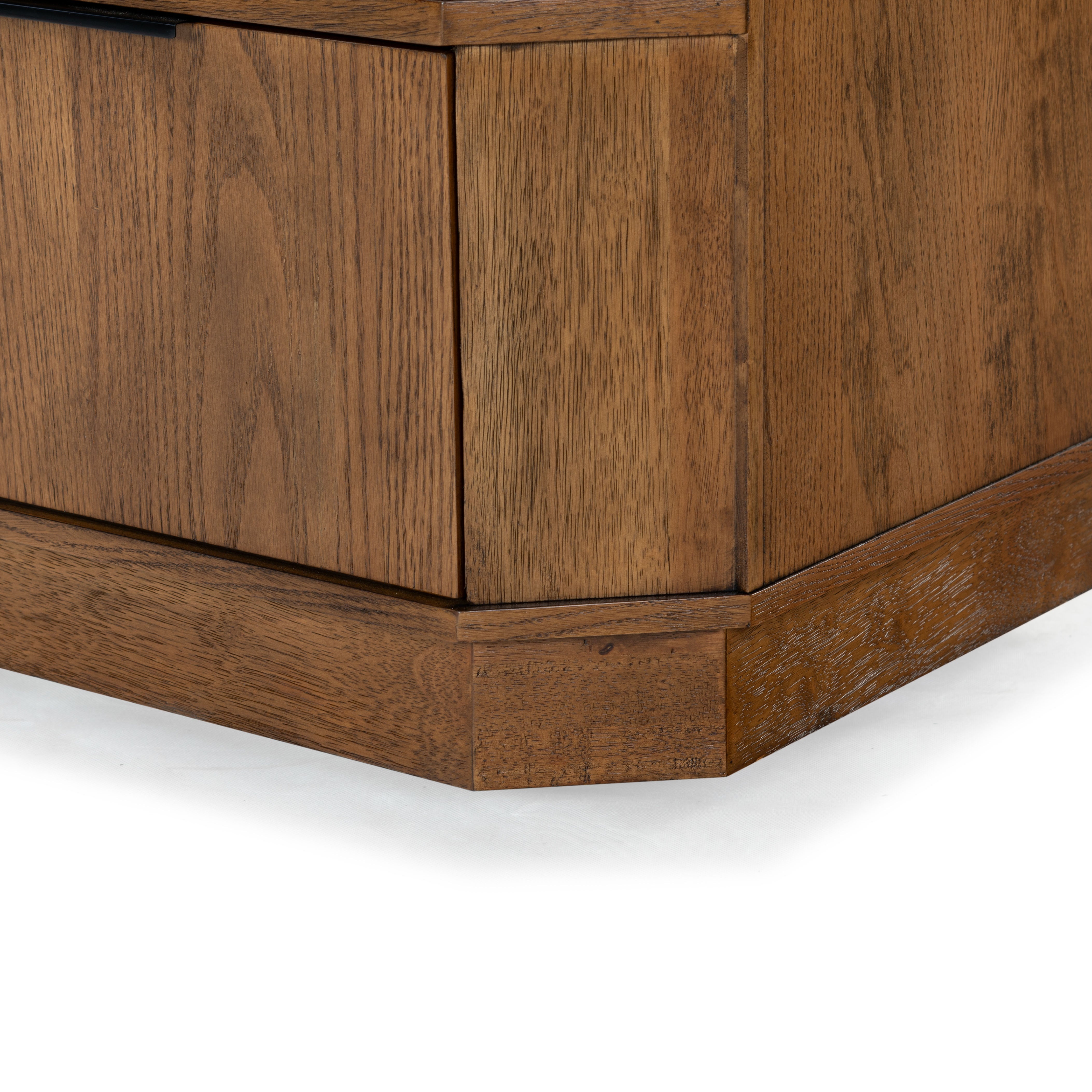 MEDIUM OAK