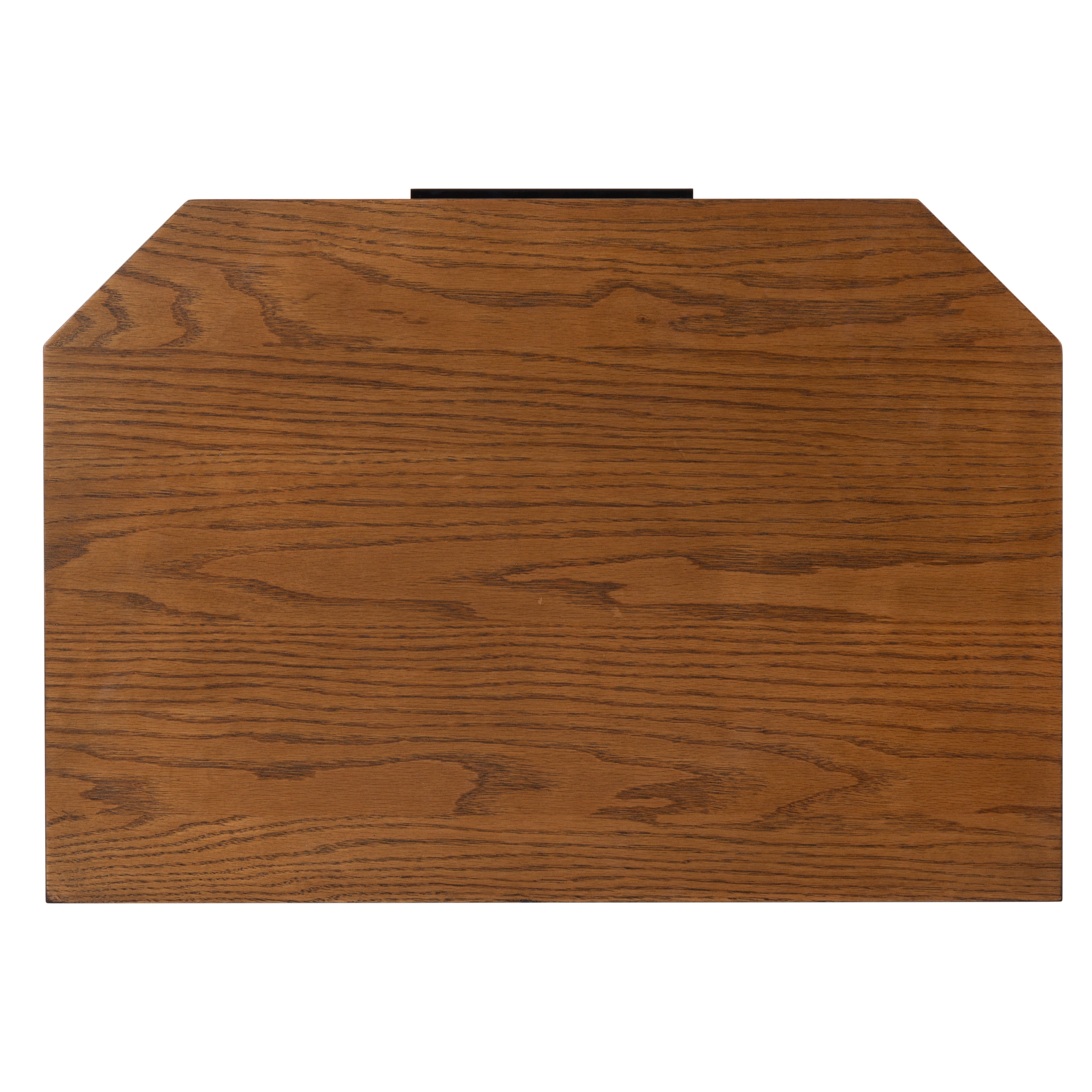 MEDIUM OAK