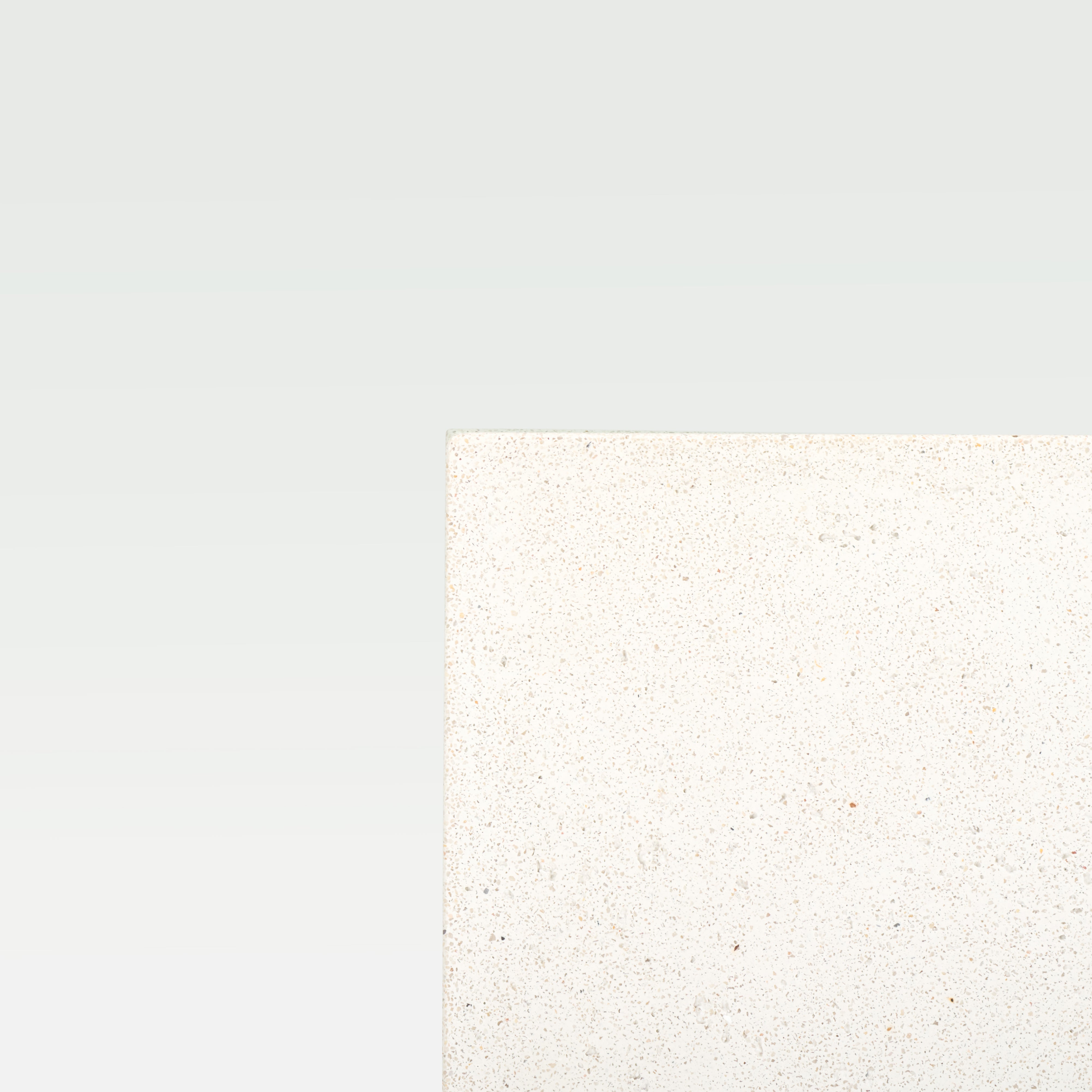 IVORY / CLEAR