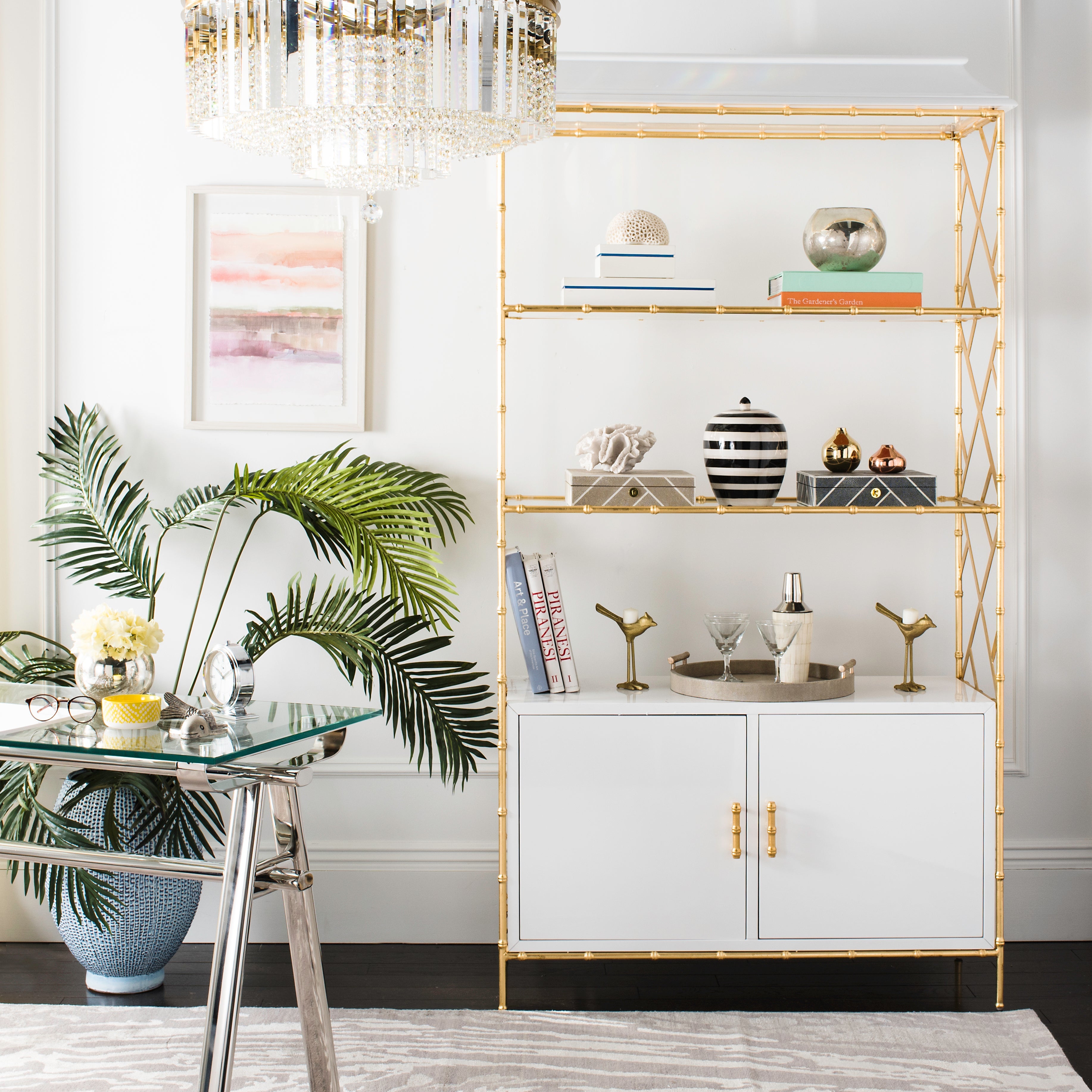 WHITE / GOLD