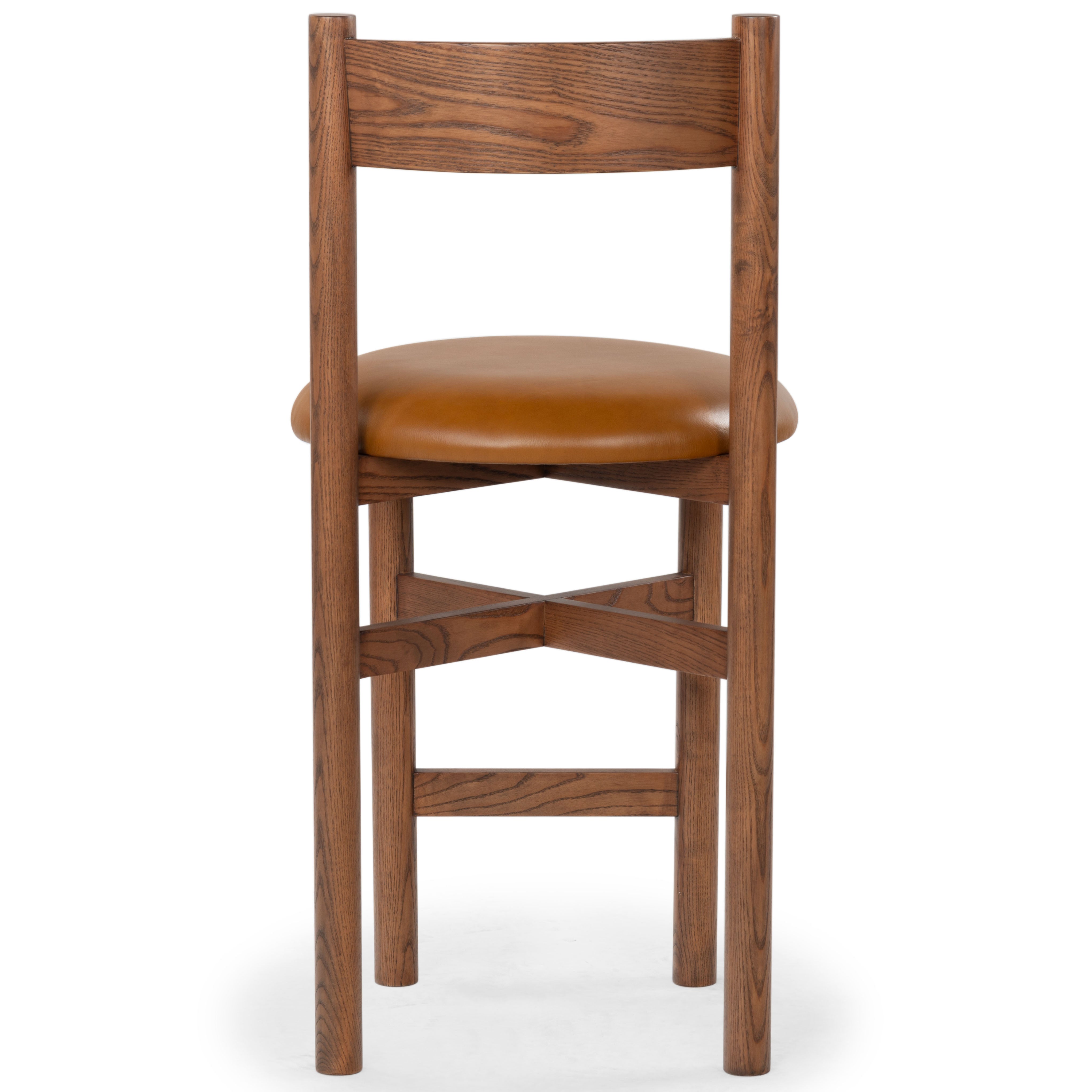 Walnut / Brown