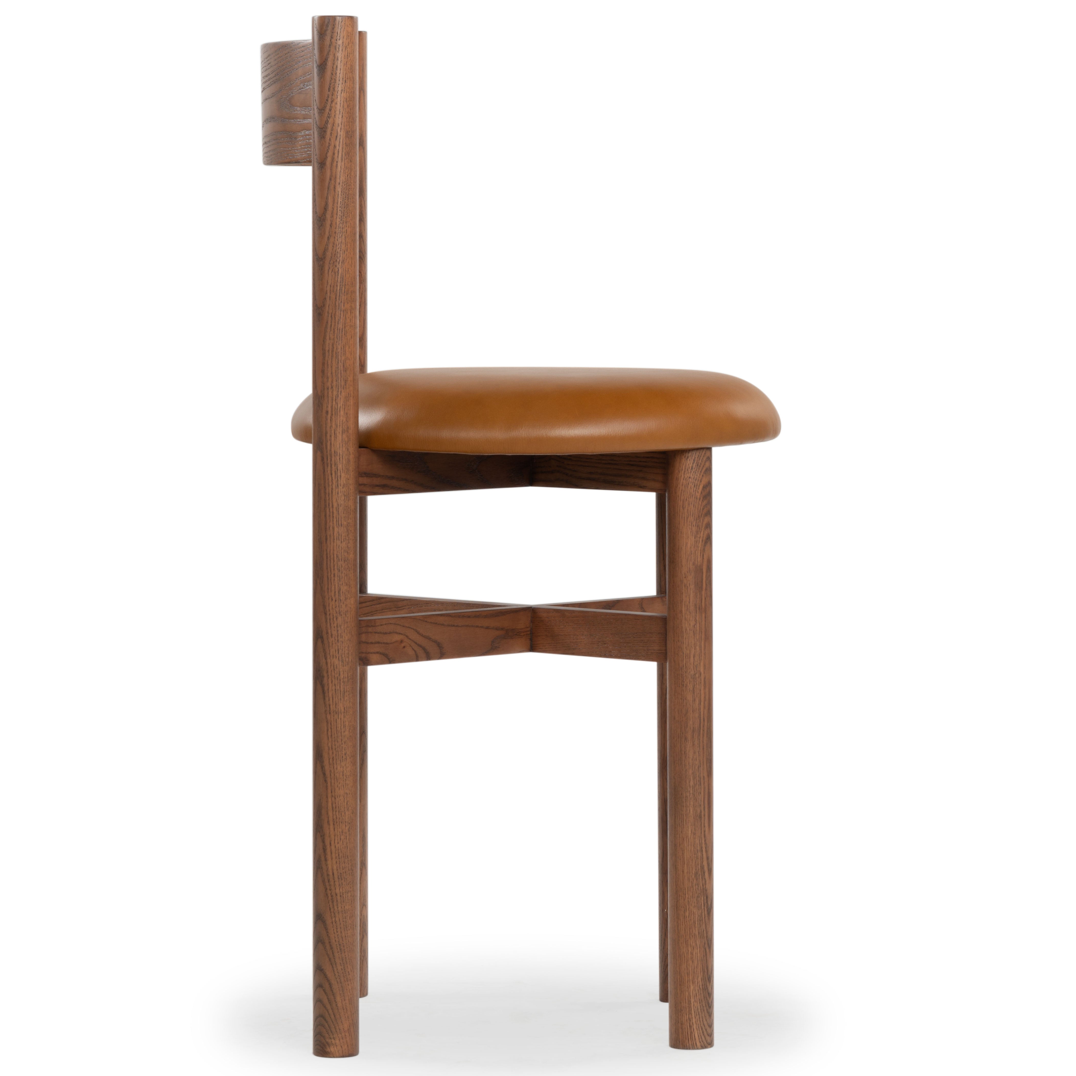 Walnut / Brown