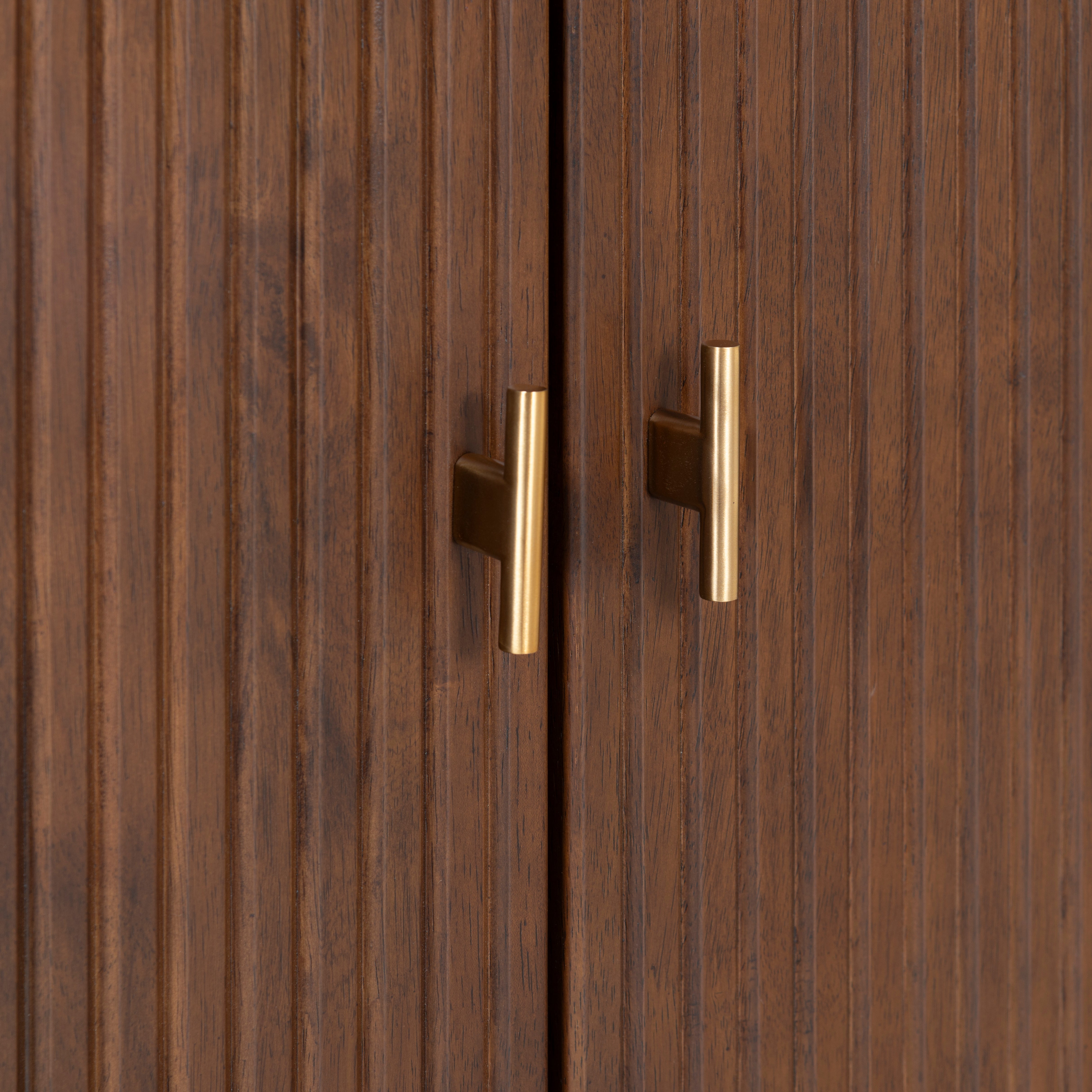 WALNUT / BRASS