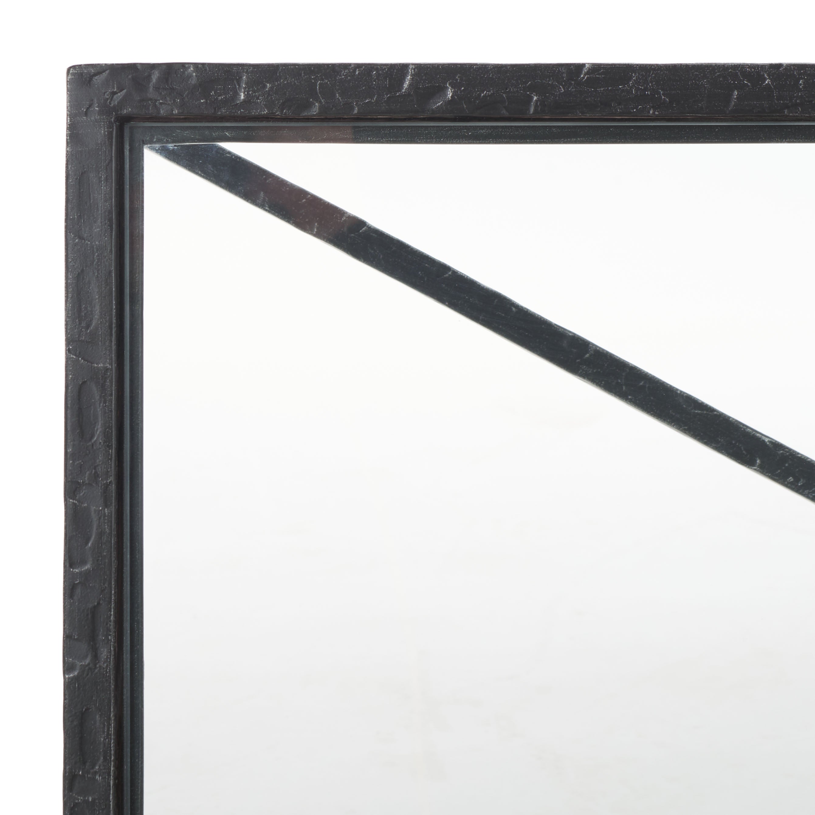 BLACK / CLEAR