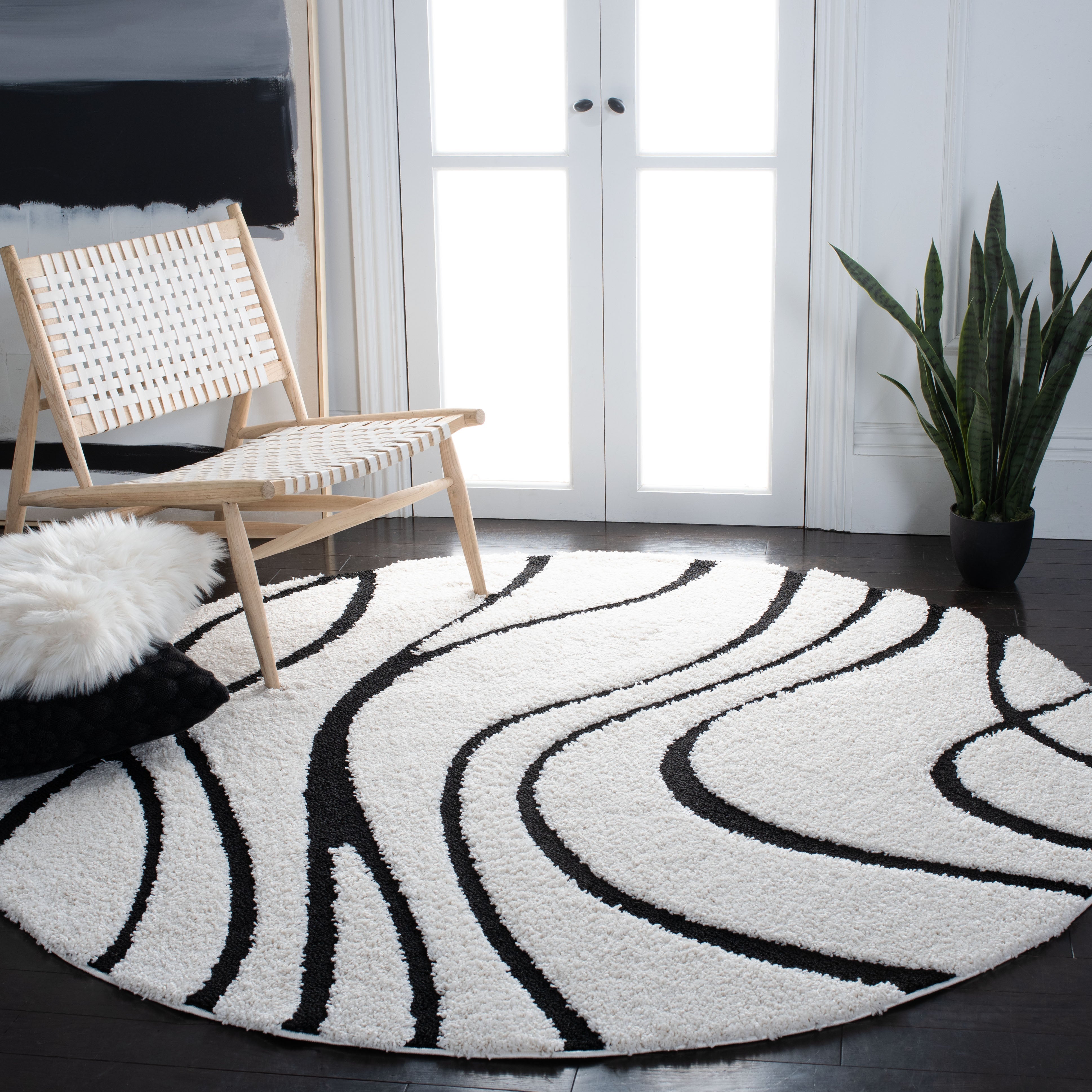 Ivory / Black