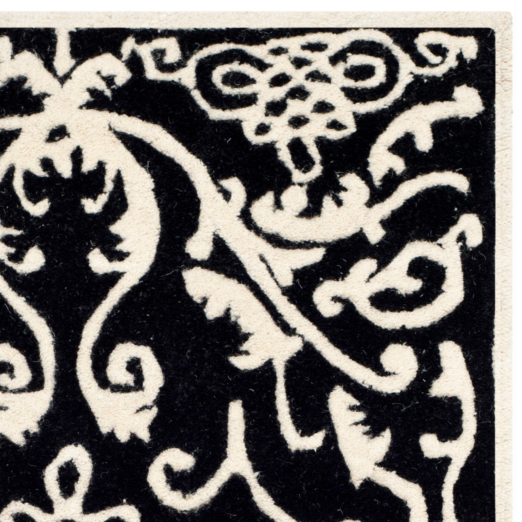 Black / Ivory