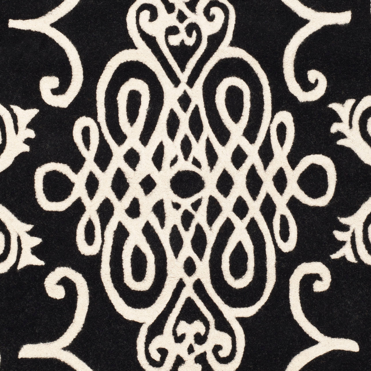 Black / Ivory