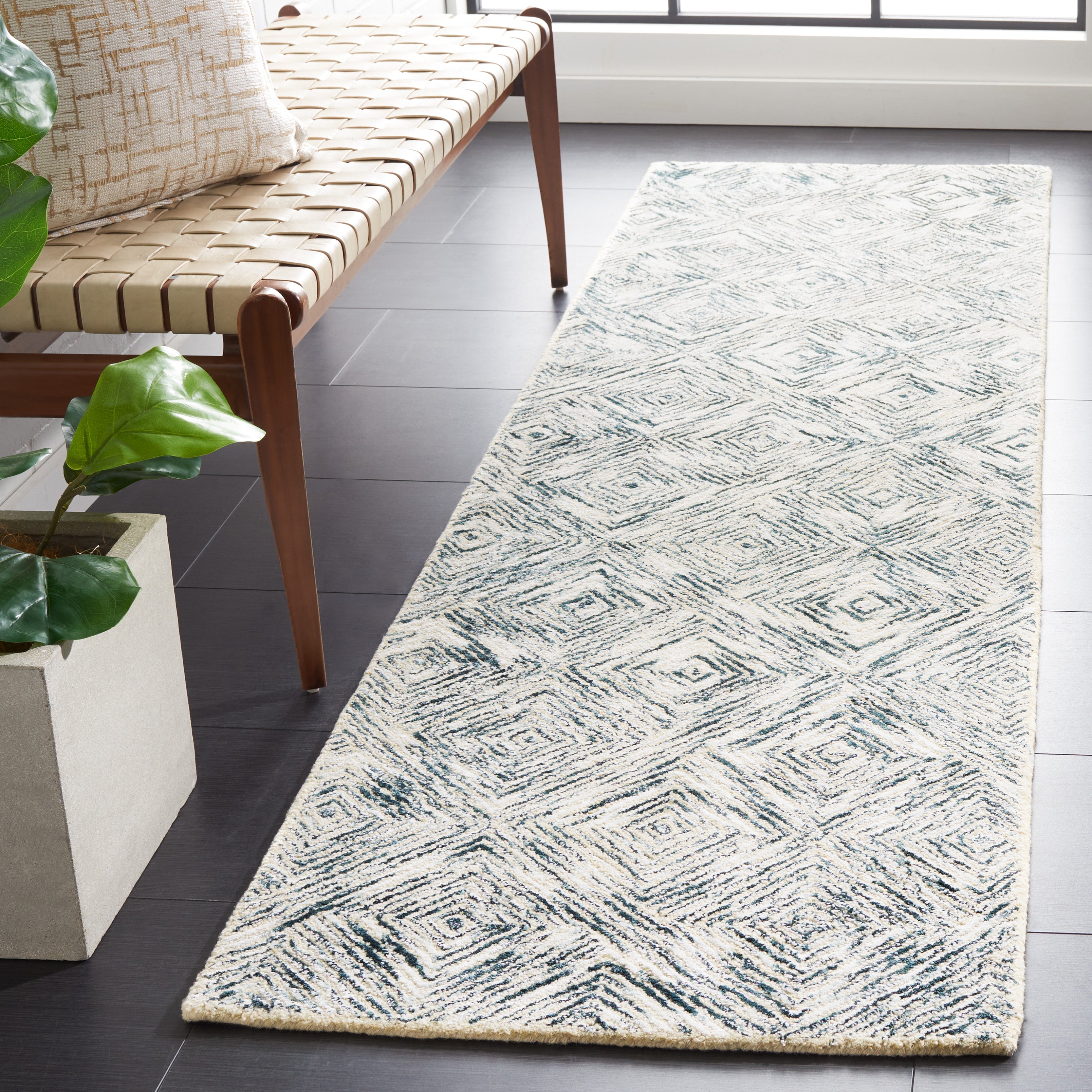 Ivory / Green