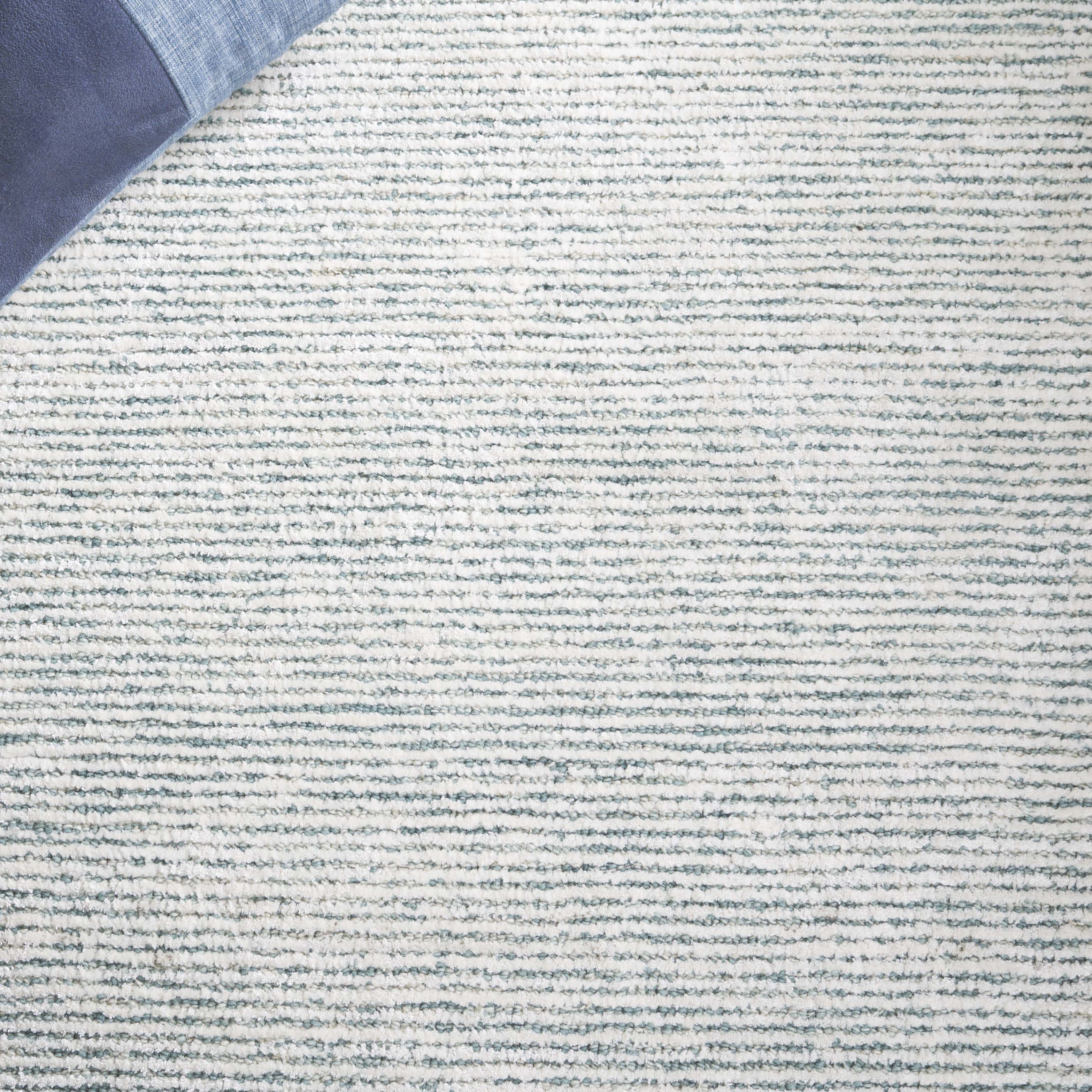 Turquoise / Ivory