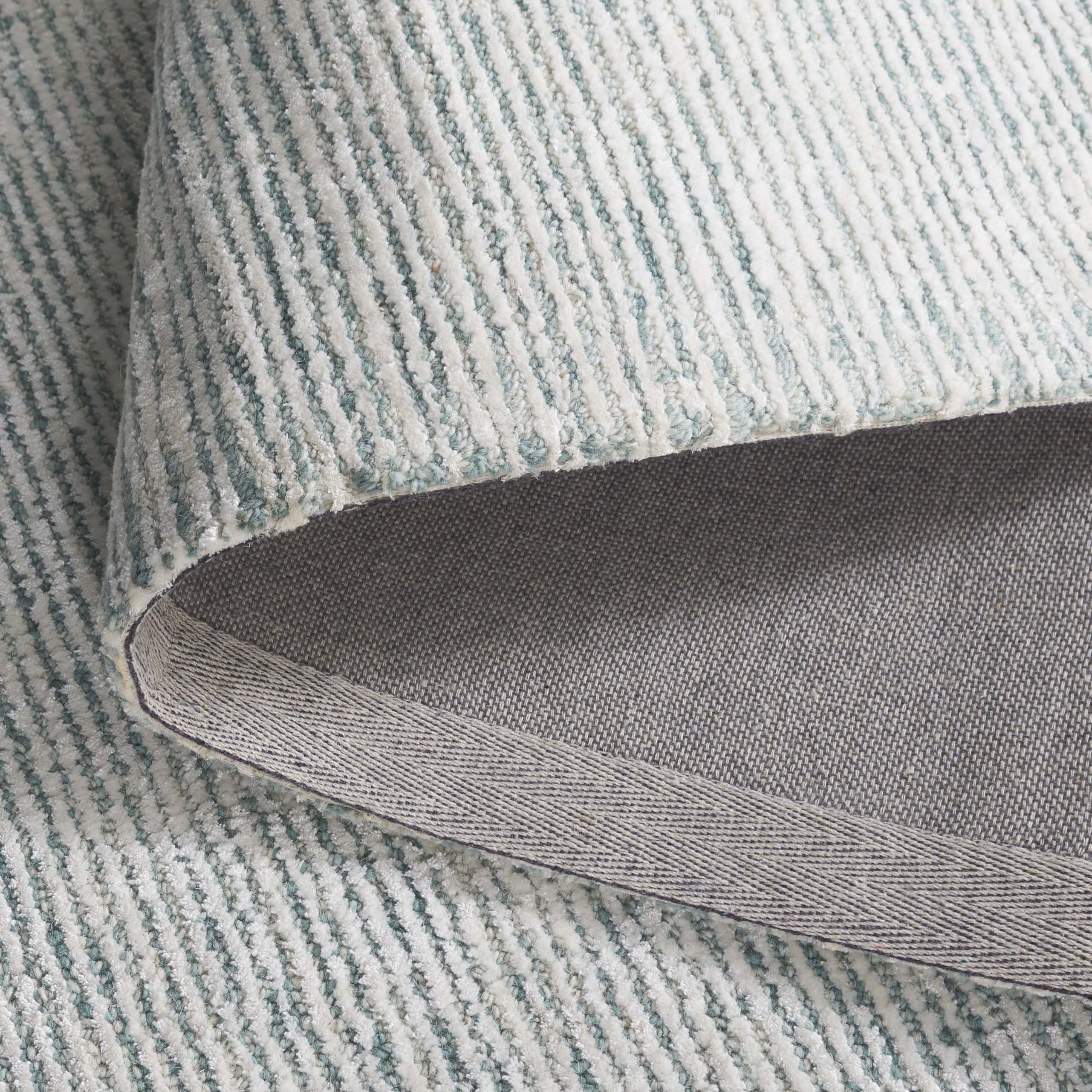 Turquoise / Ivory