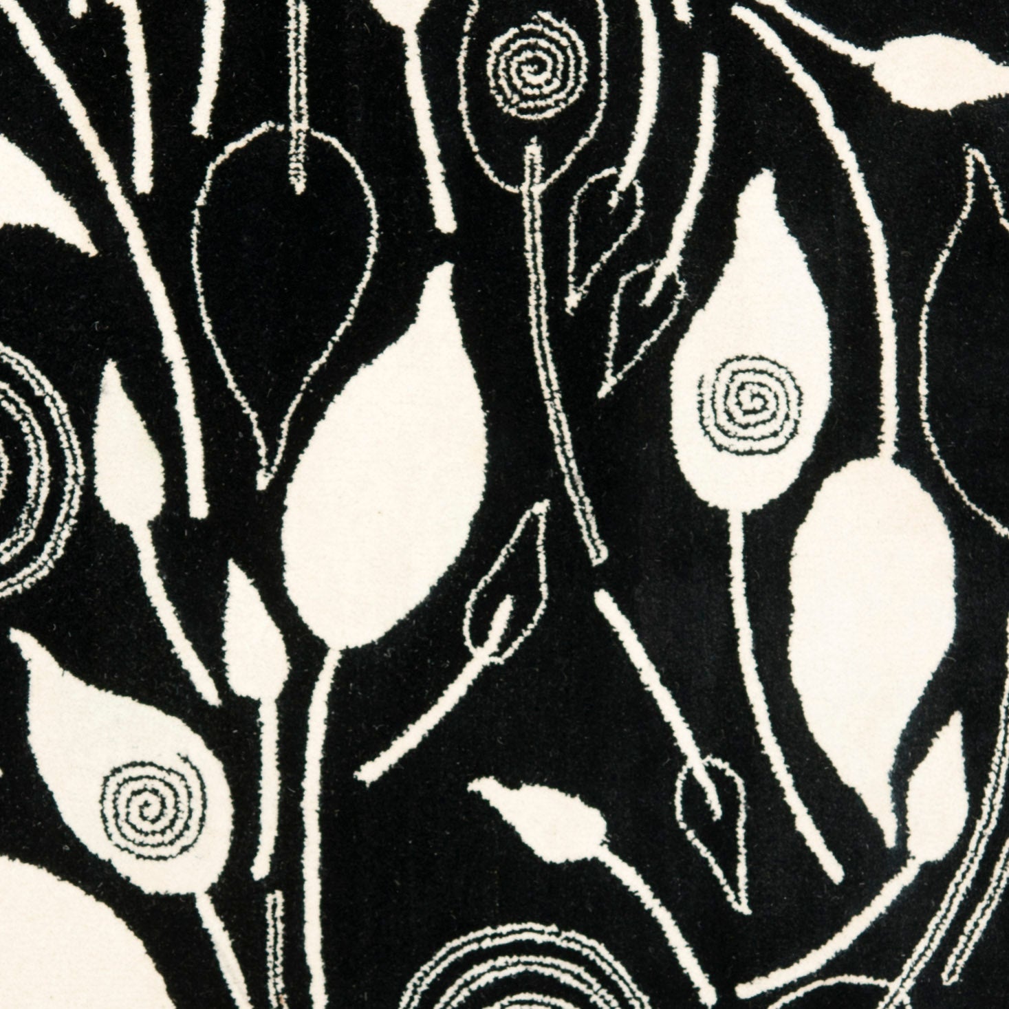 Black / Ivory