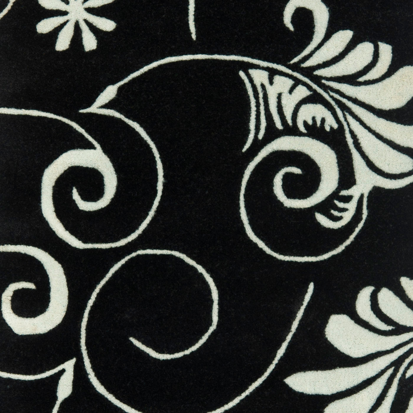 Black / Ivory