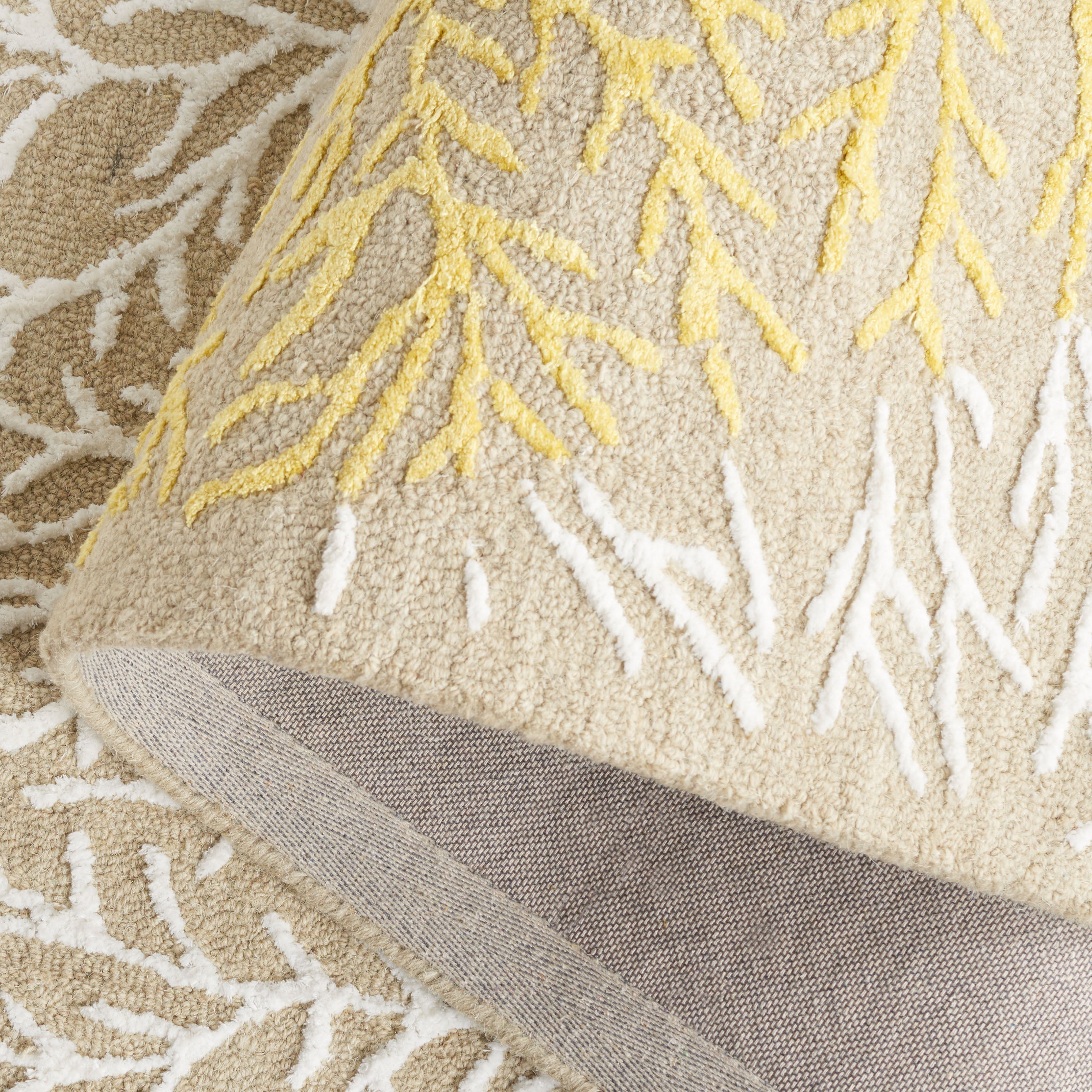 Beige / Yellow