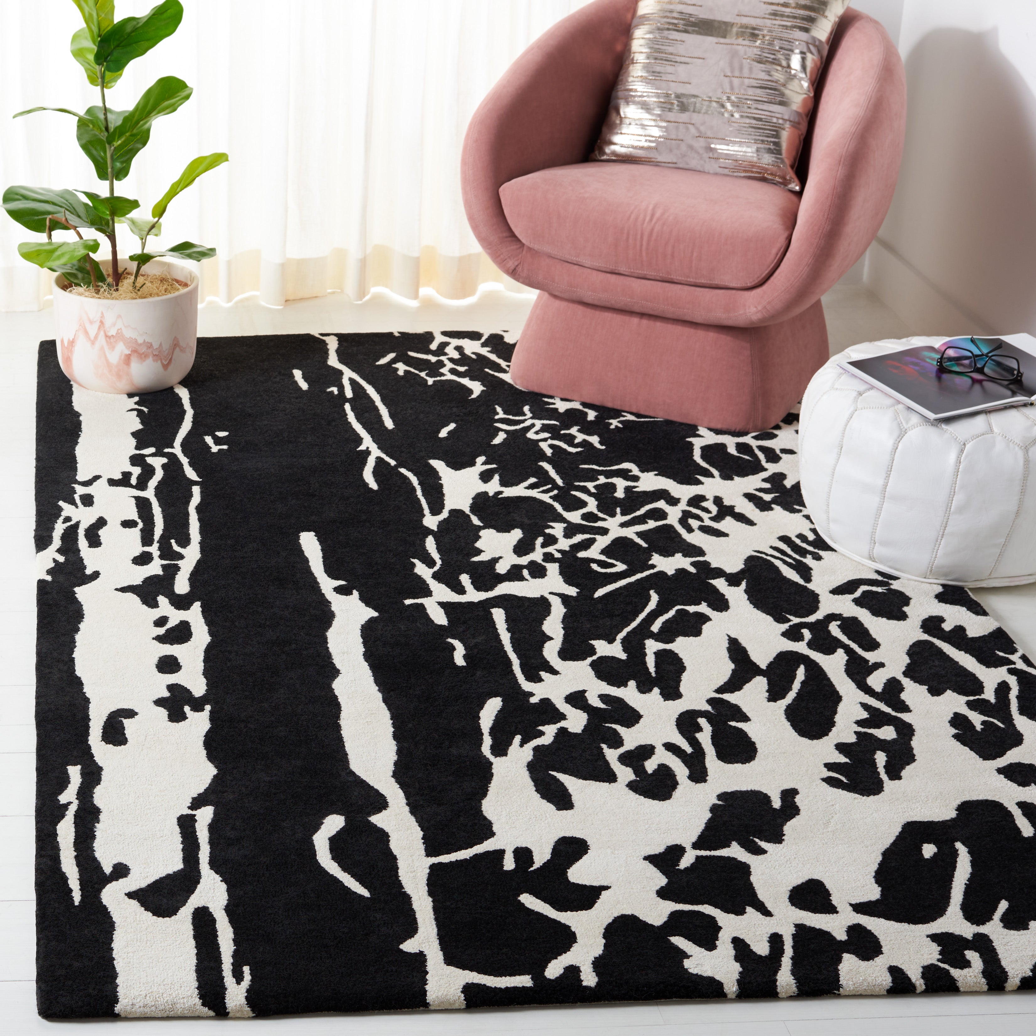 Black / Ivory