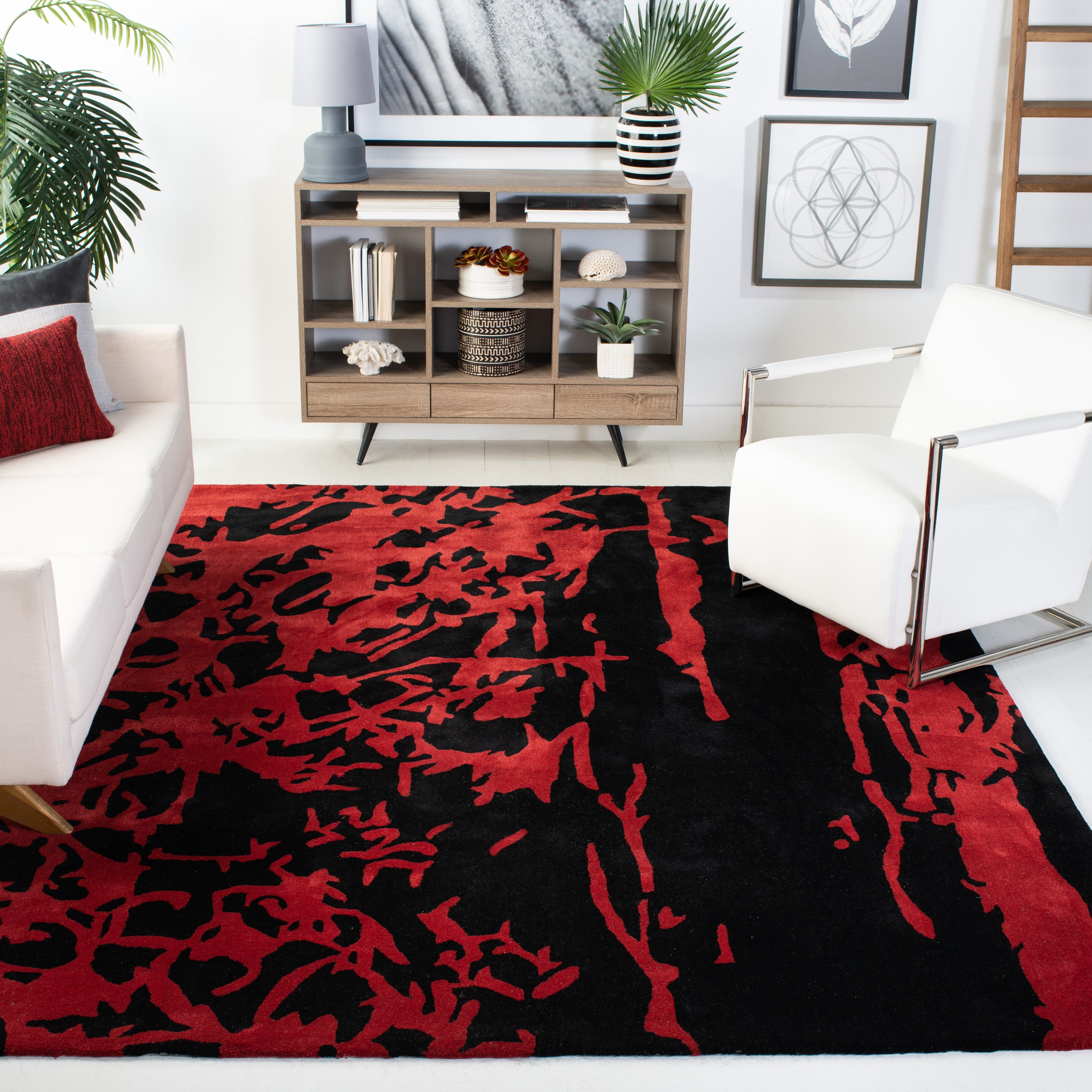 Black / Red