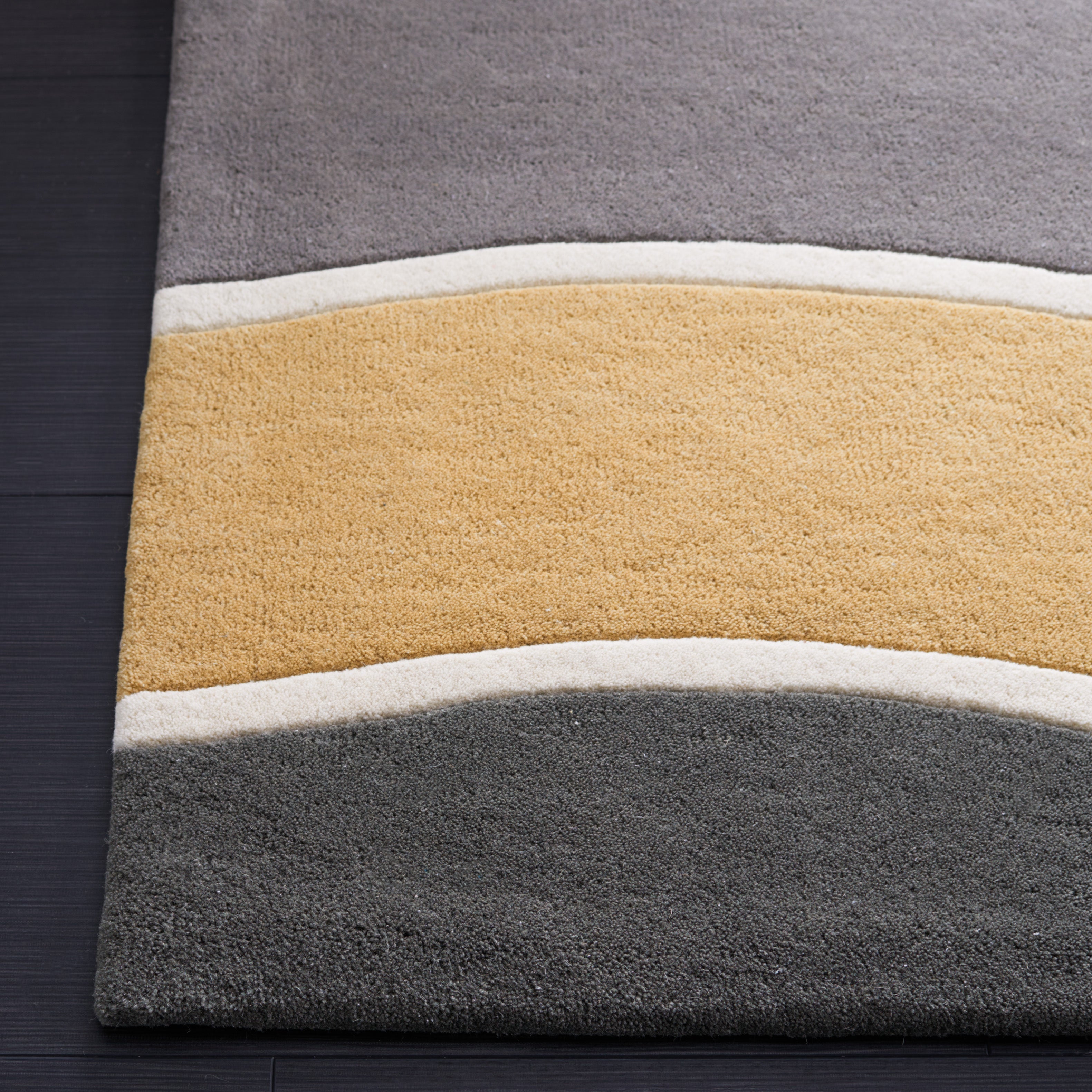 Grey / Gold