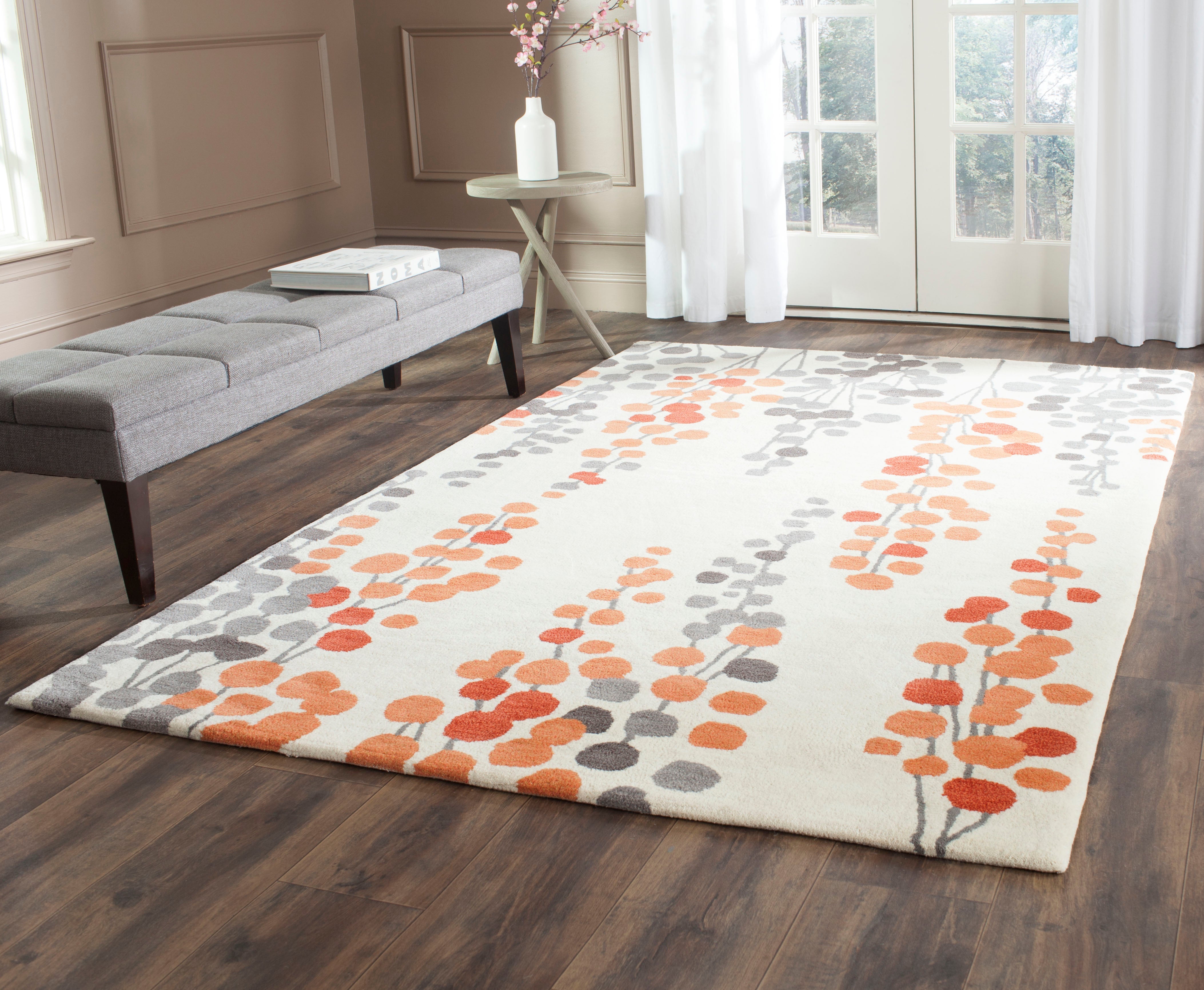 Beige / Orange