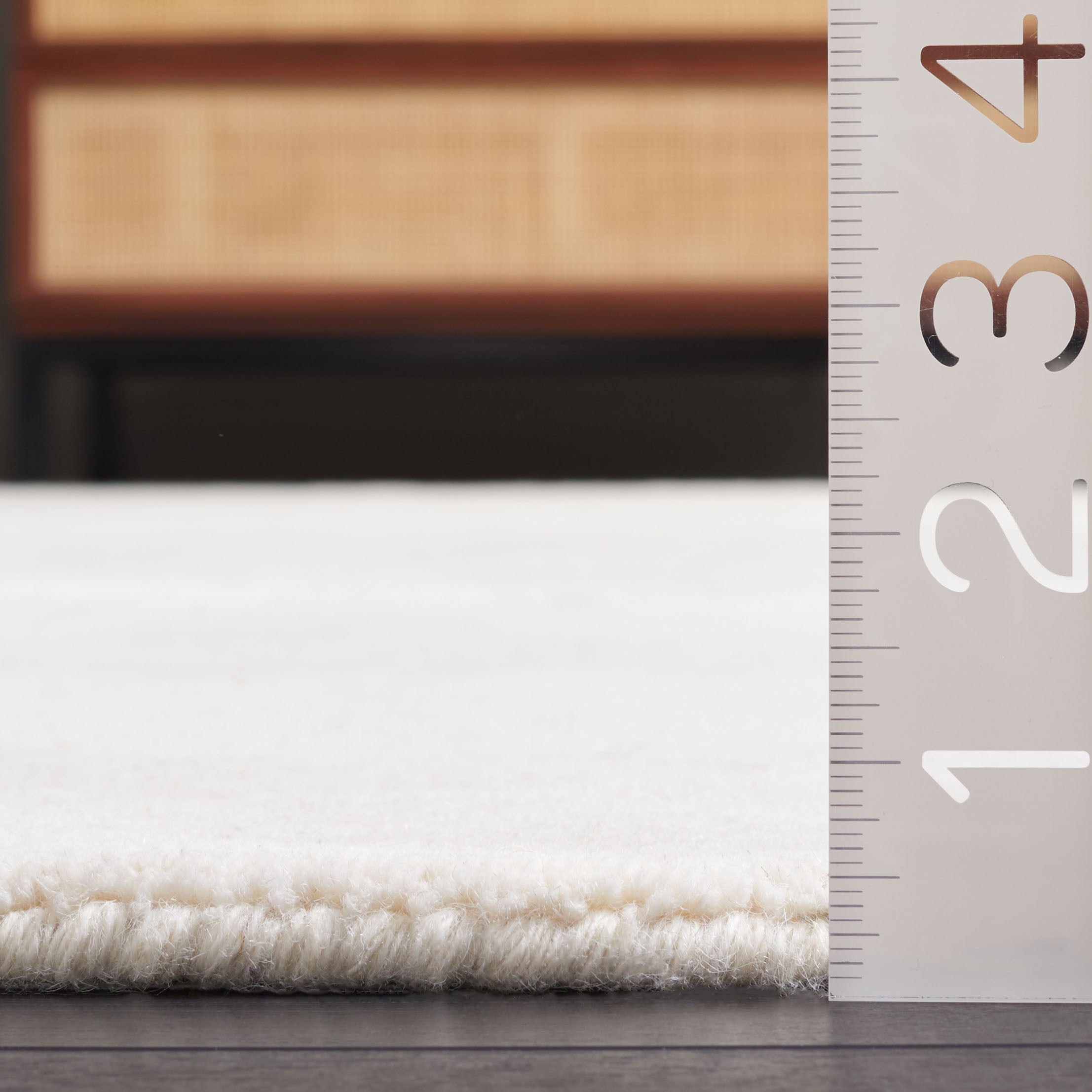 Beige / Ivory