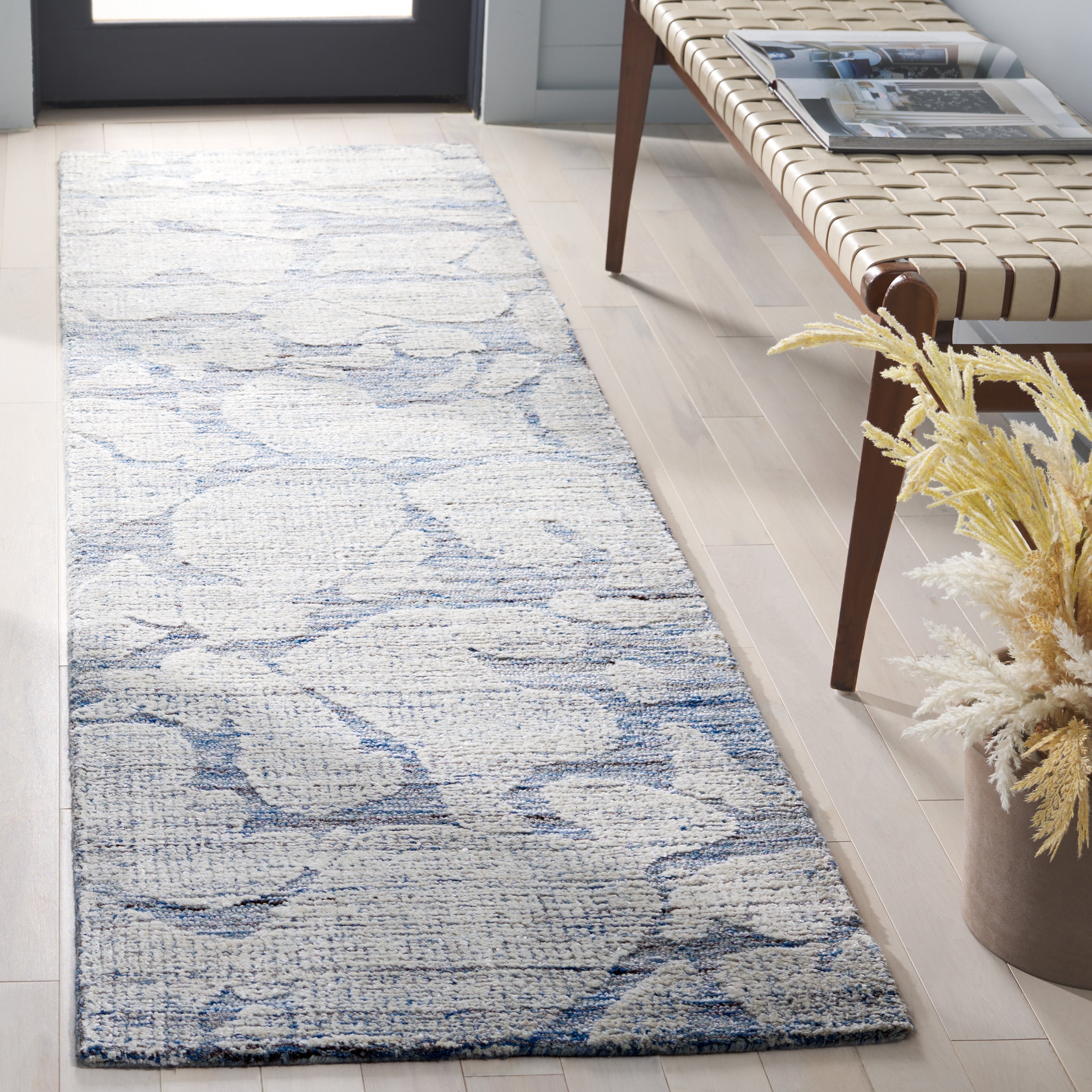 Blue / Ivory