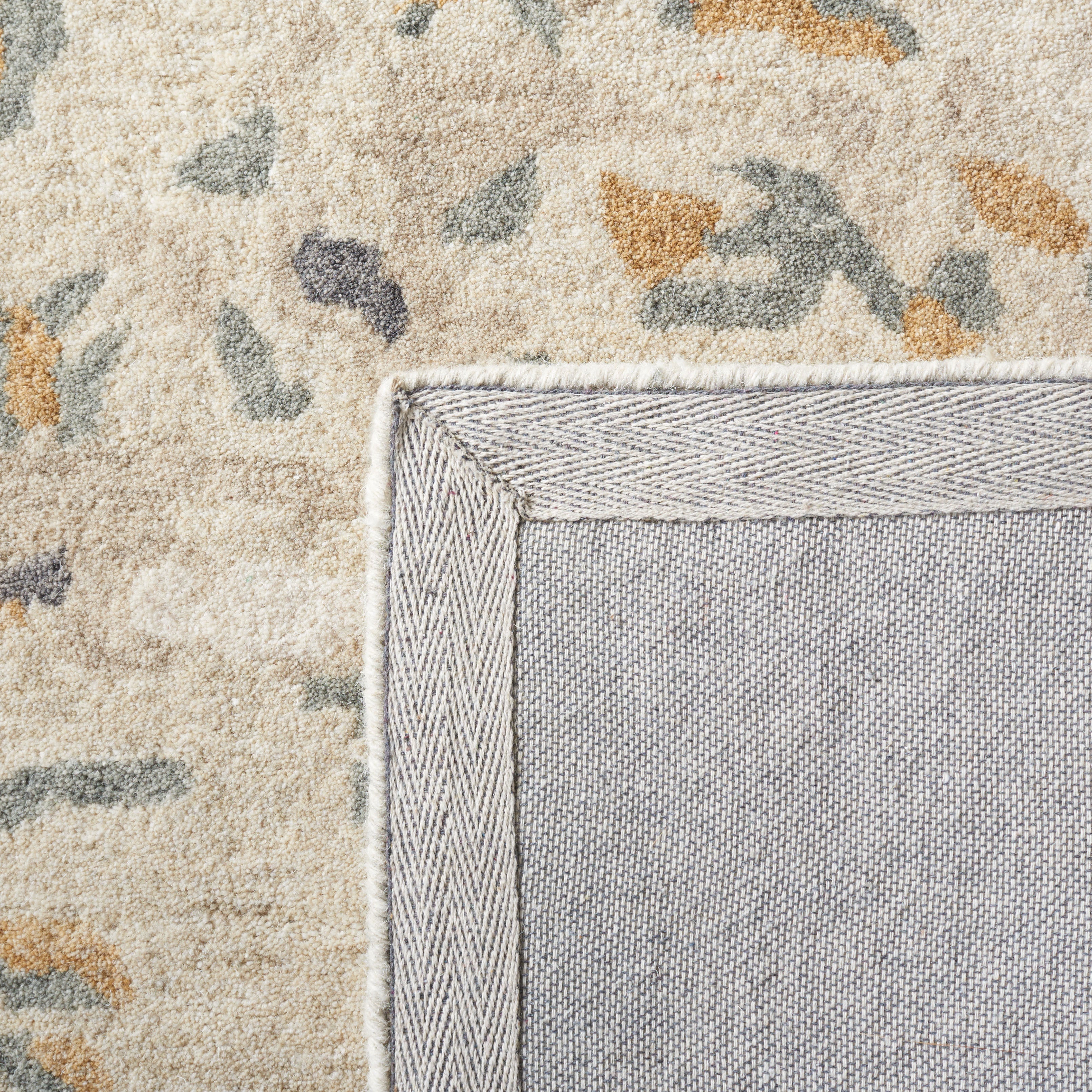Beige / Grey