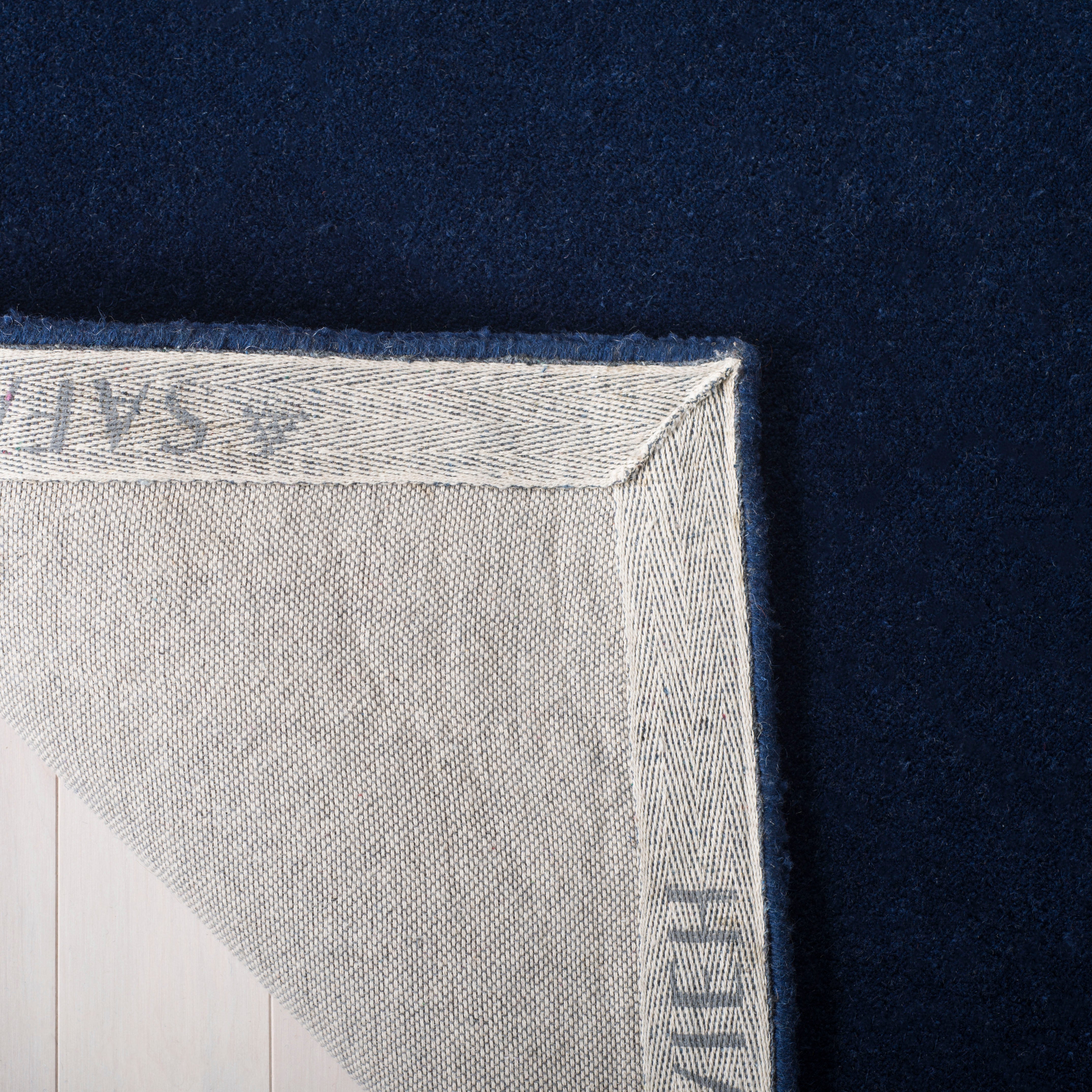 Navy / Ivory