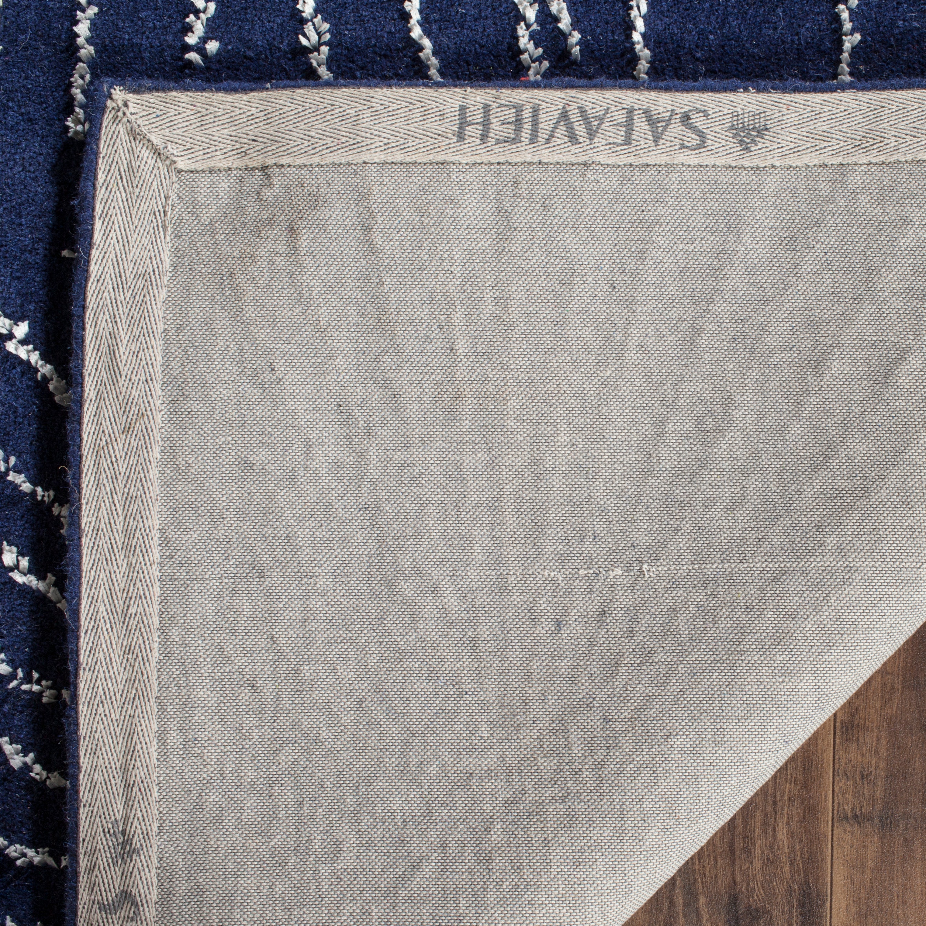 Dark Blue / Ivory