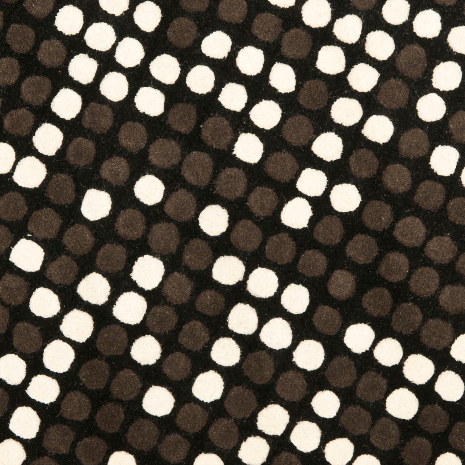 Black / White
