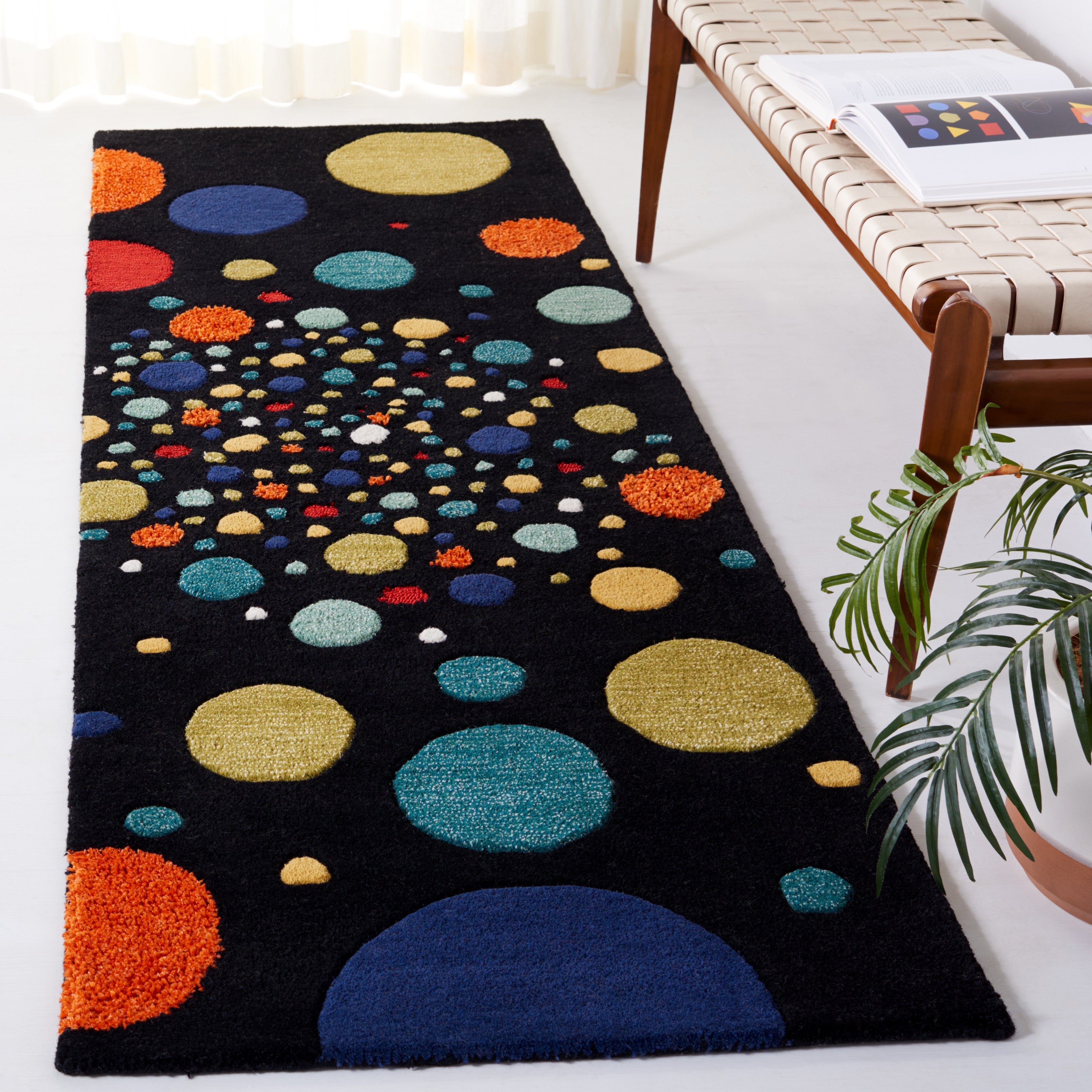 Black / Multi