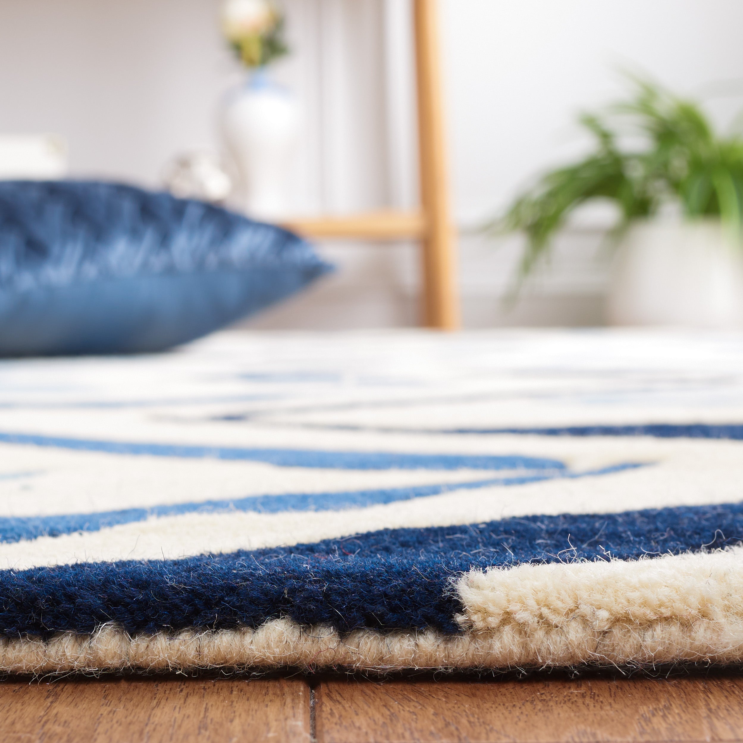 Ivory / Blue