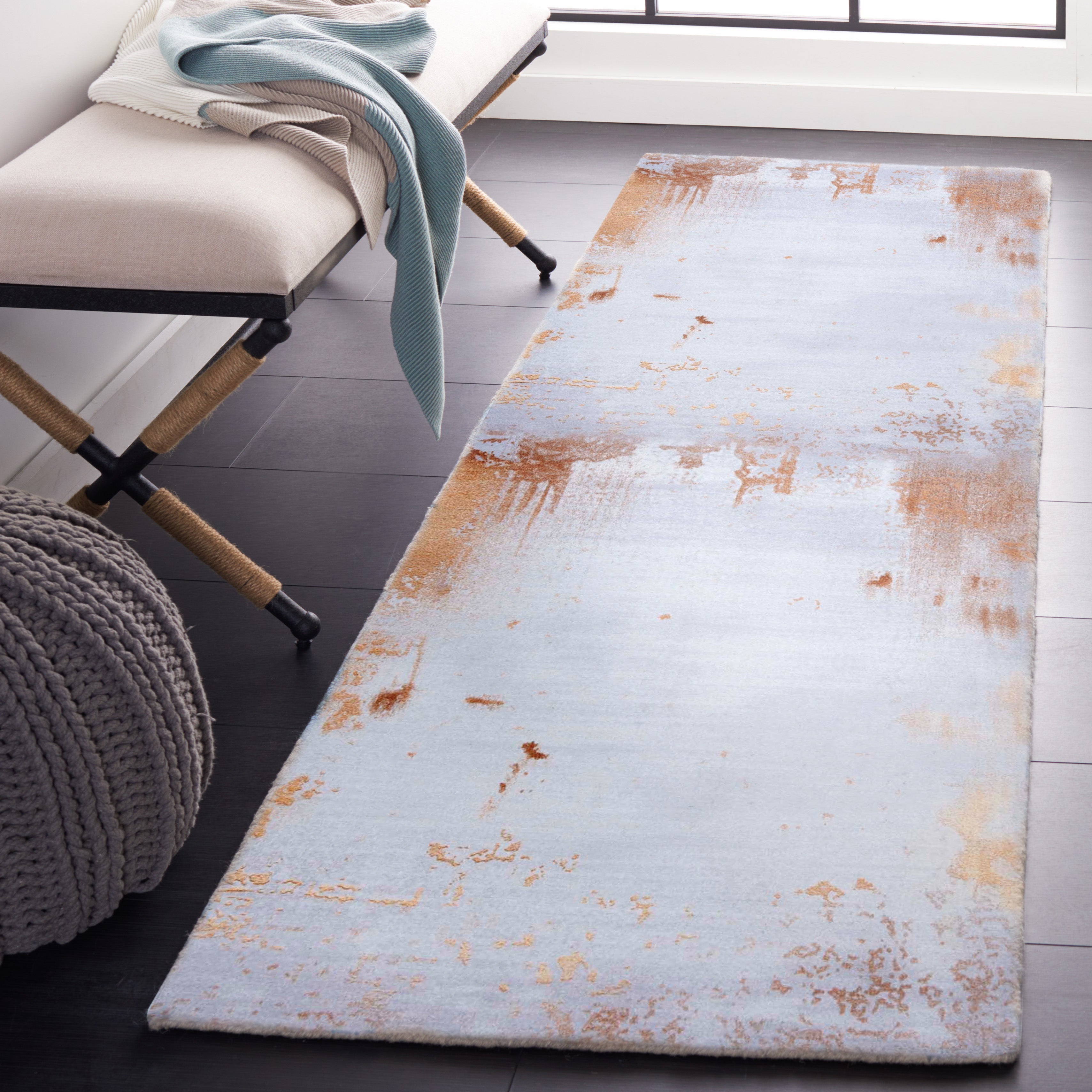 Grey / Rust