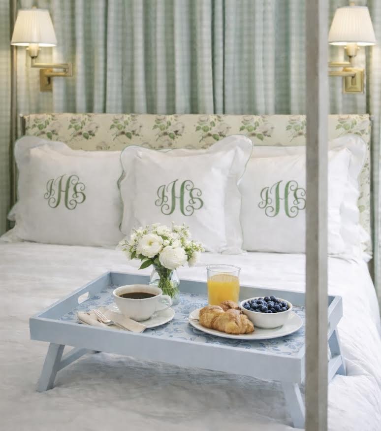 Blue Chinoiserie Wood Breakfast Tray