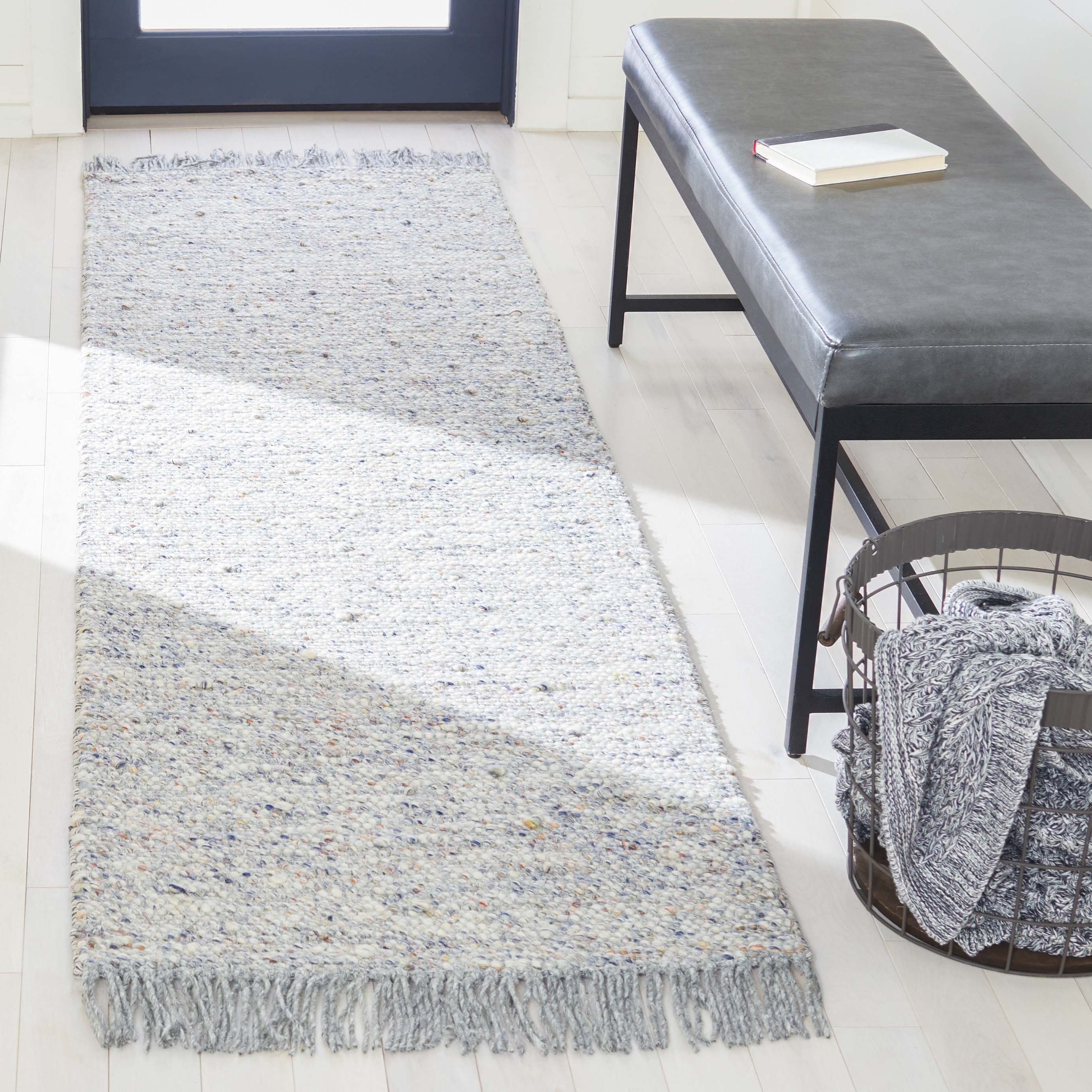 Vermont 701 Rug | Safavieh - VRM701 - Grey / Ivory