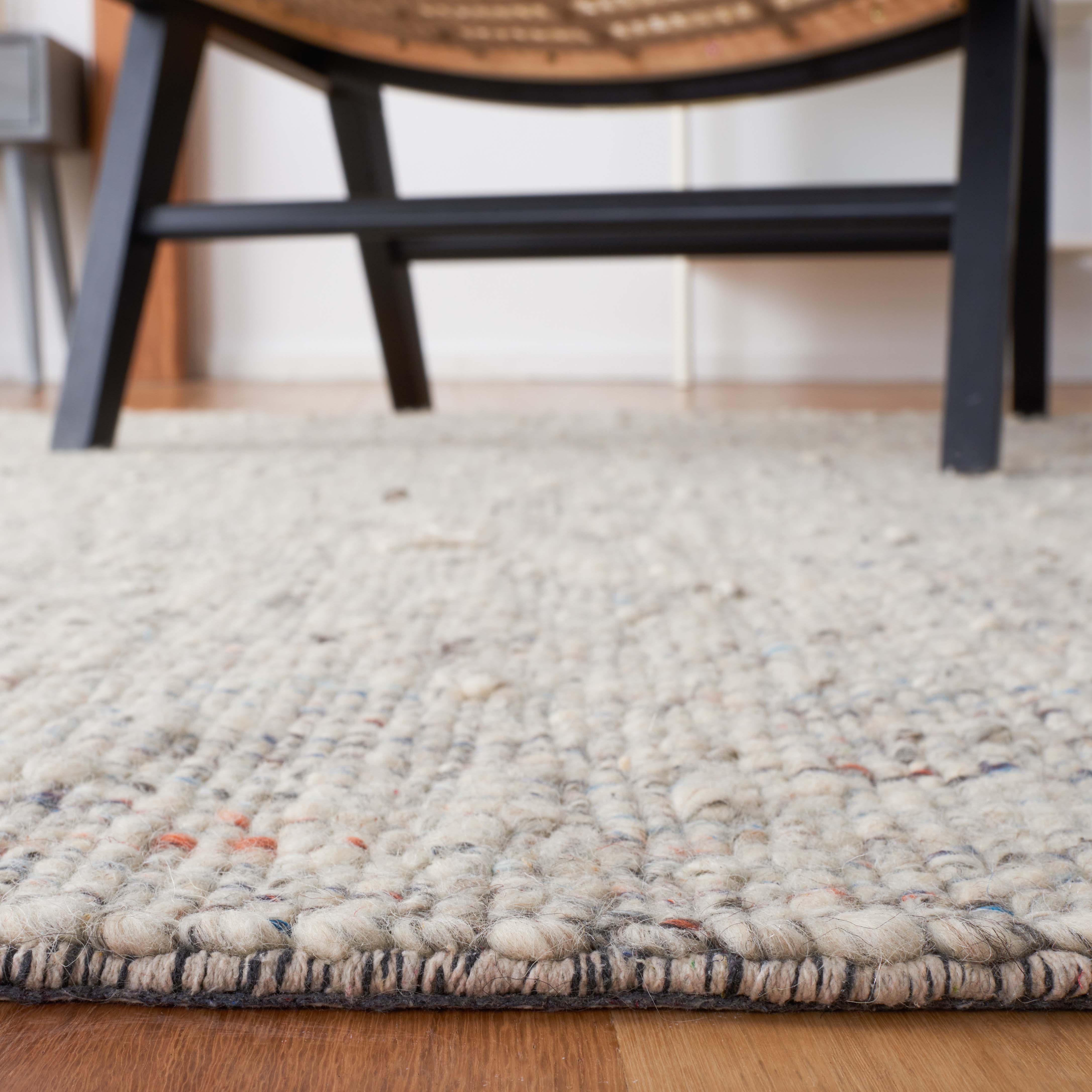 Vermont 701 Rug | Safavieh - VRM701 - Light Grey / Ivory