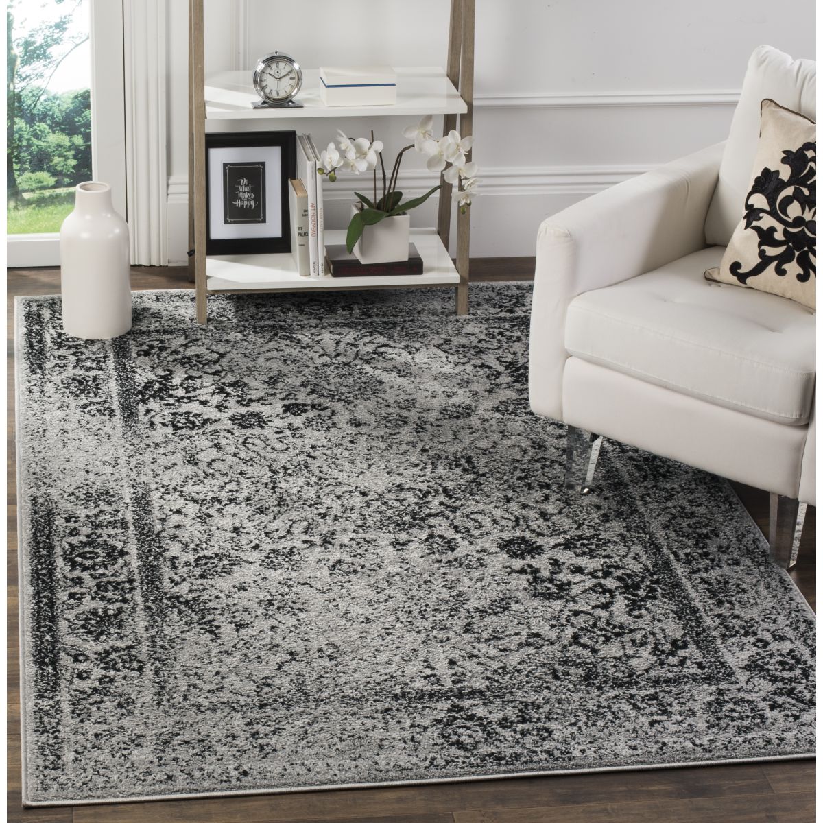 Safavieh Adirondack 109 Rug, Black, ADR109 - Grey / Black