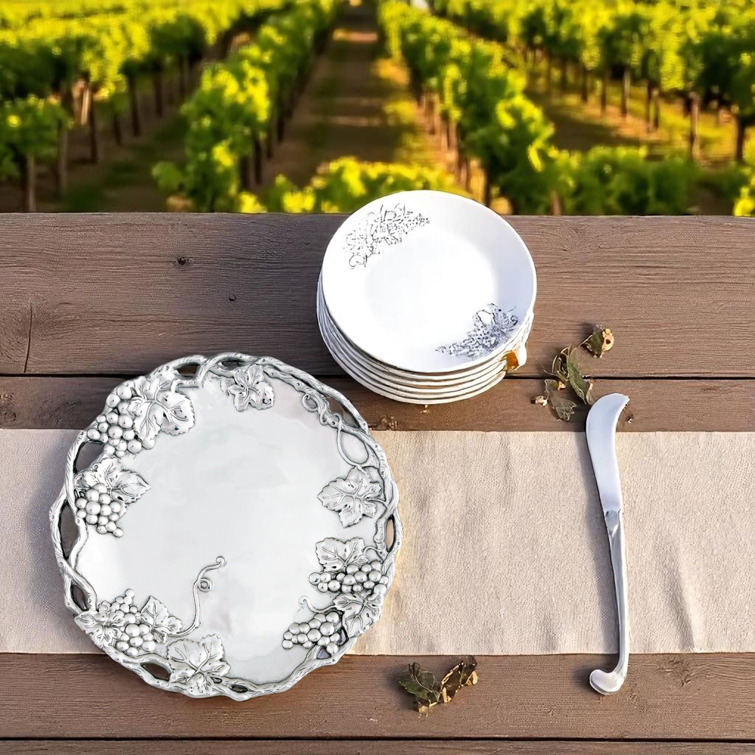 Grape Round Tray 15