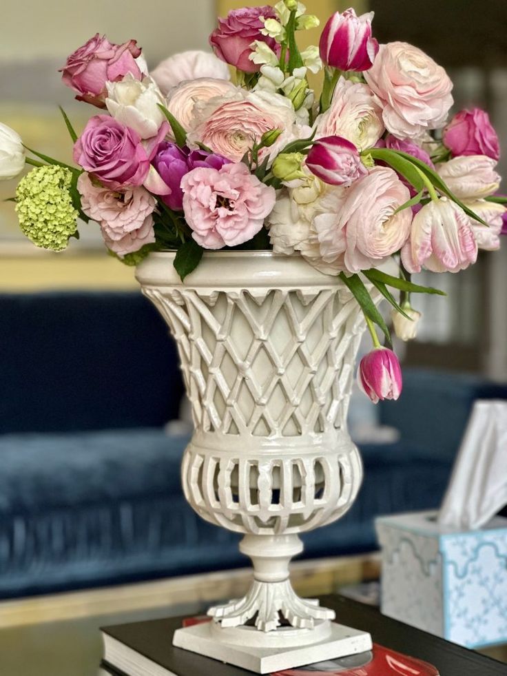 16" Bisque Lattice Urn