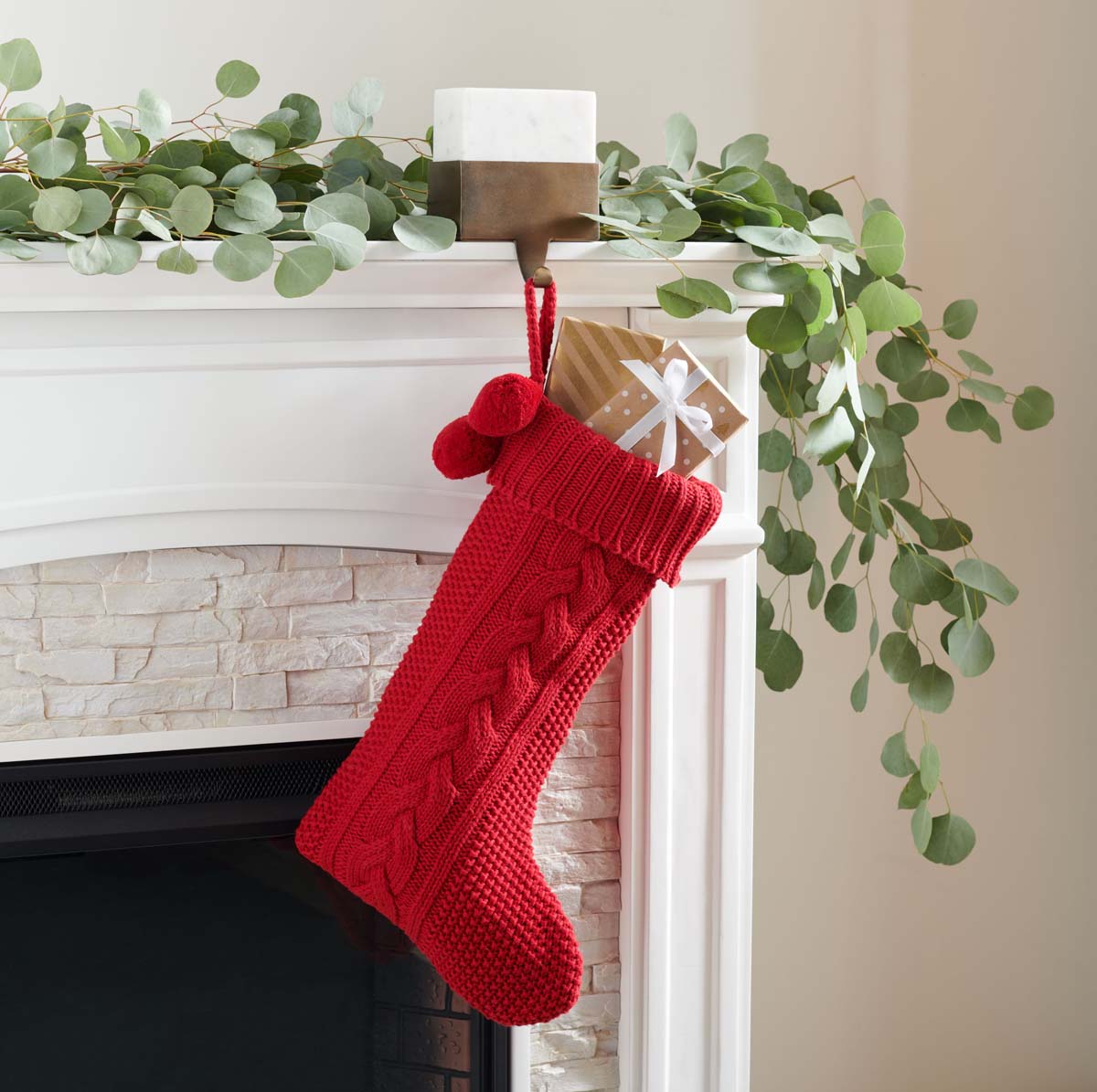 Nutmeg Stocking, HOL1000 - Red
