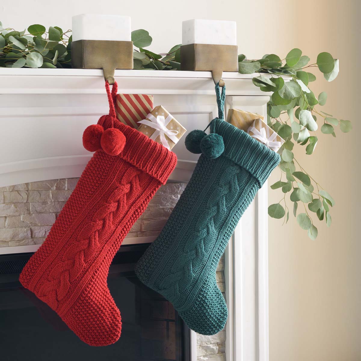 Nutmeg Stocking | Safavieh - HOL1000
