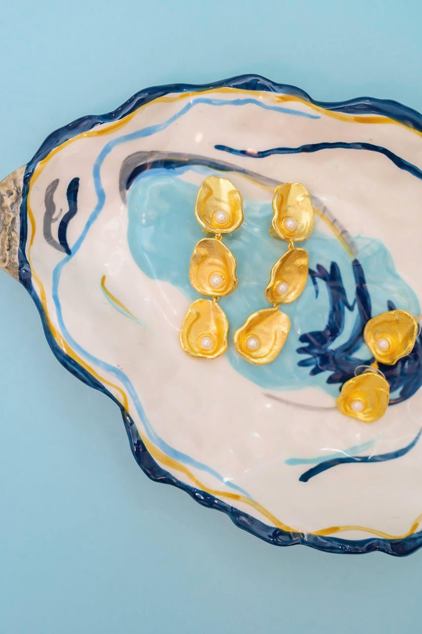 Oyster Stud - Earring