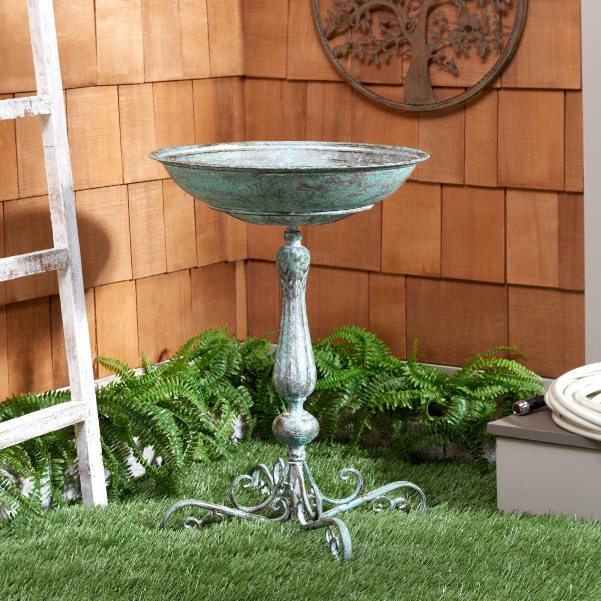Orian Bird Bath | Safavieh - PAT5023 - Antique Green