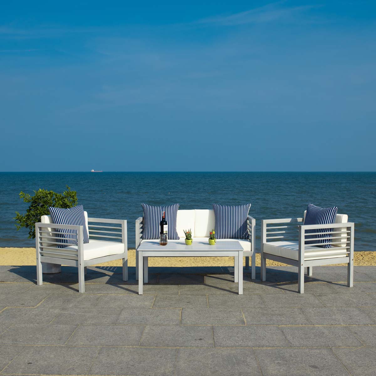 Safavieh Alda 4 Pc Outdoor Set With Accent Pillows , PAT7033 - Grey/Beige