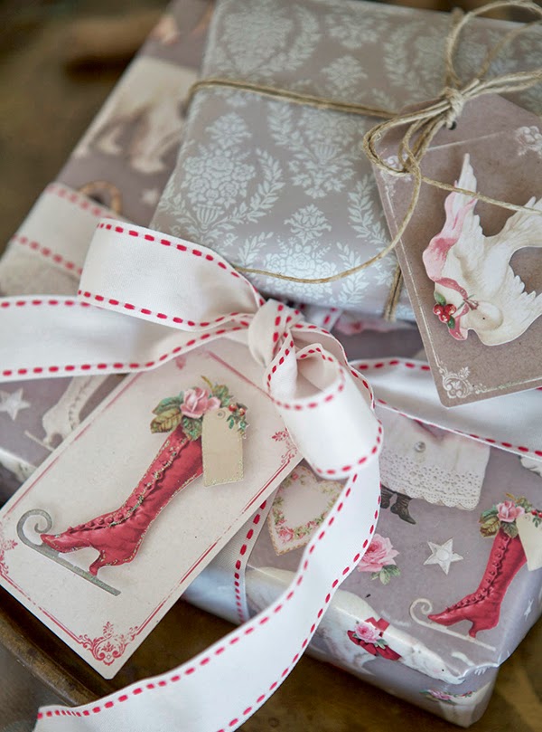 Tilda Sweet Christmas Gift Wrap Packaging