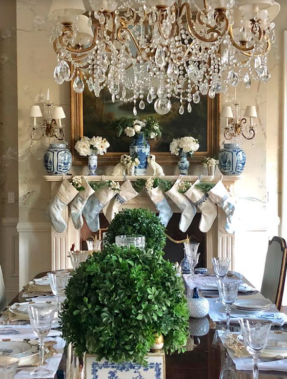 Blue and white decor in an elegant French chateau. The Enchanted Home. Classic, traditional, and European inspired lovely interior design! #enchantedhome #blueandwhite #chinoiserie #traditional #interiordesign